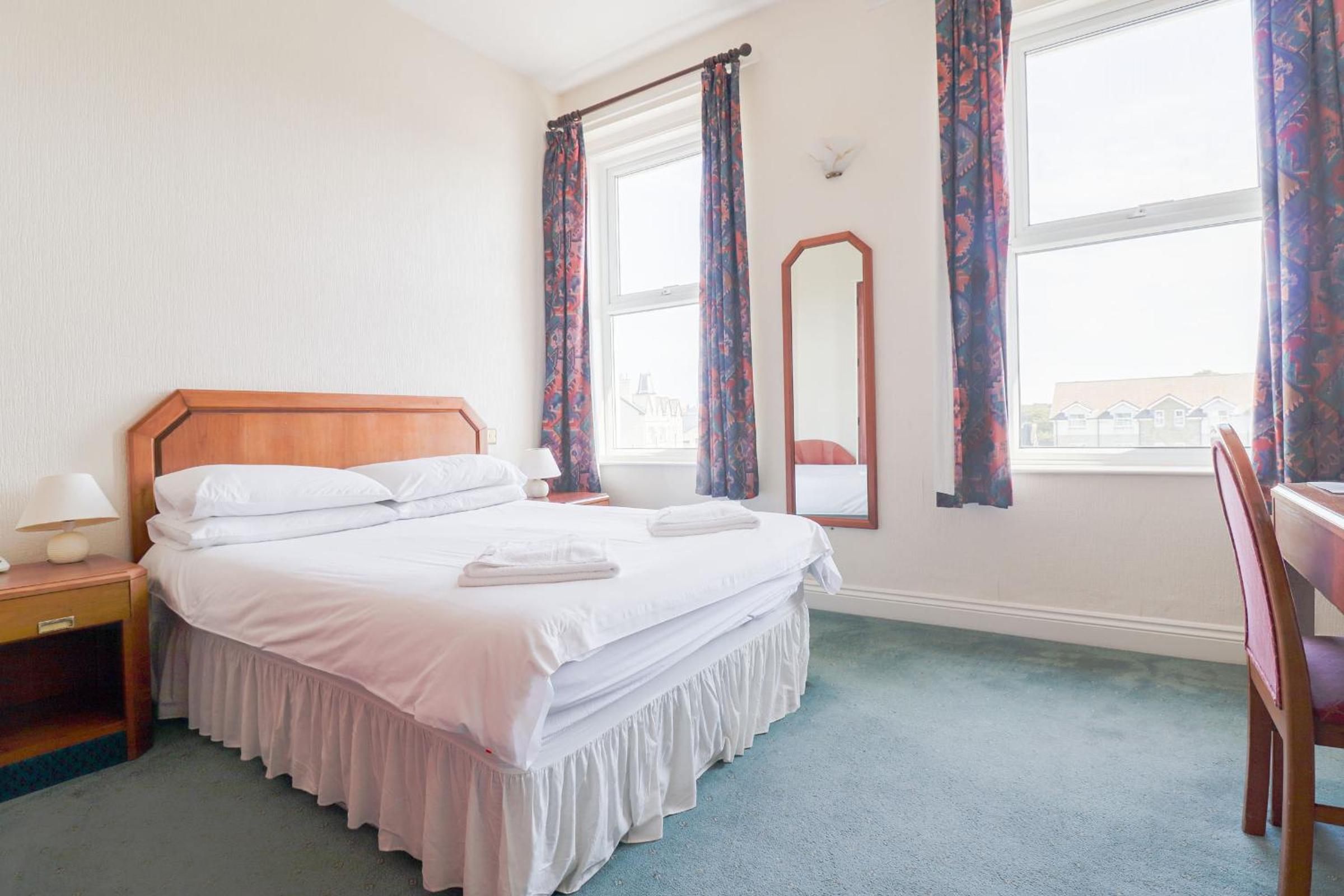 Standard Double Room photo 3