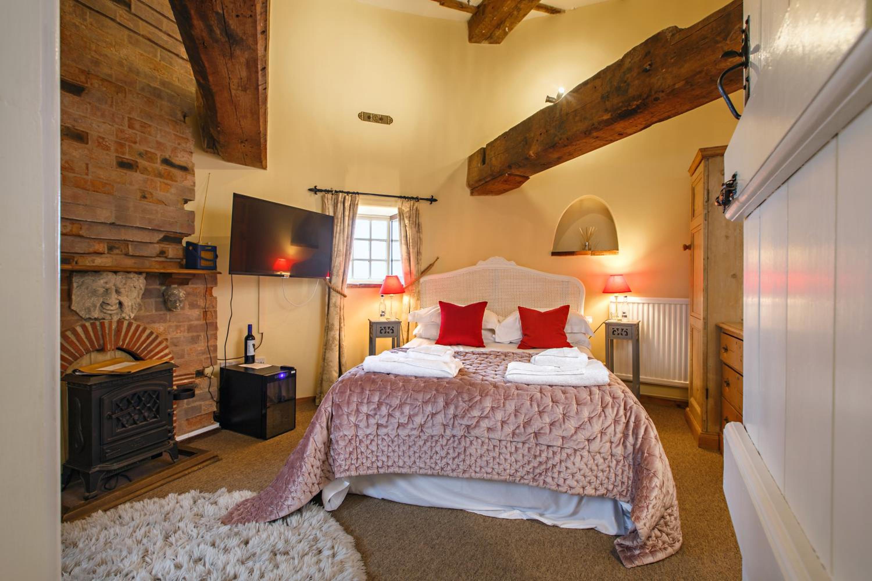 Deluxe Double Room with Shower photo 3