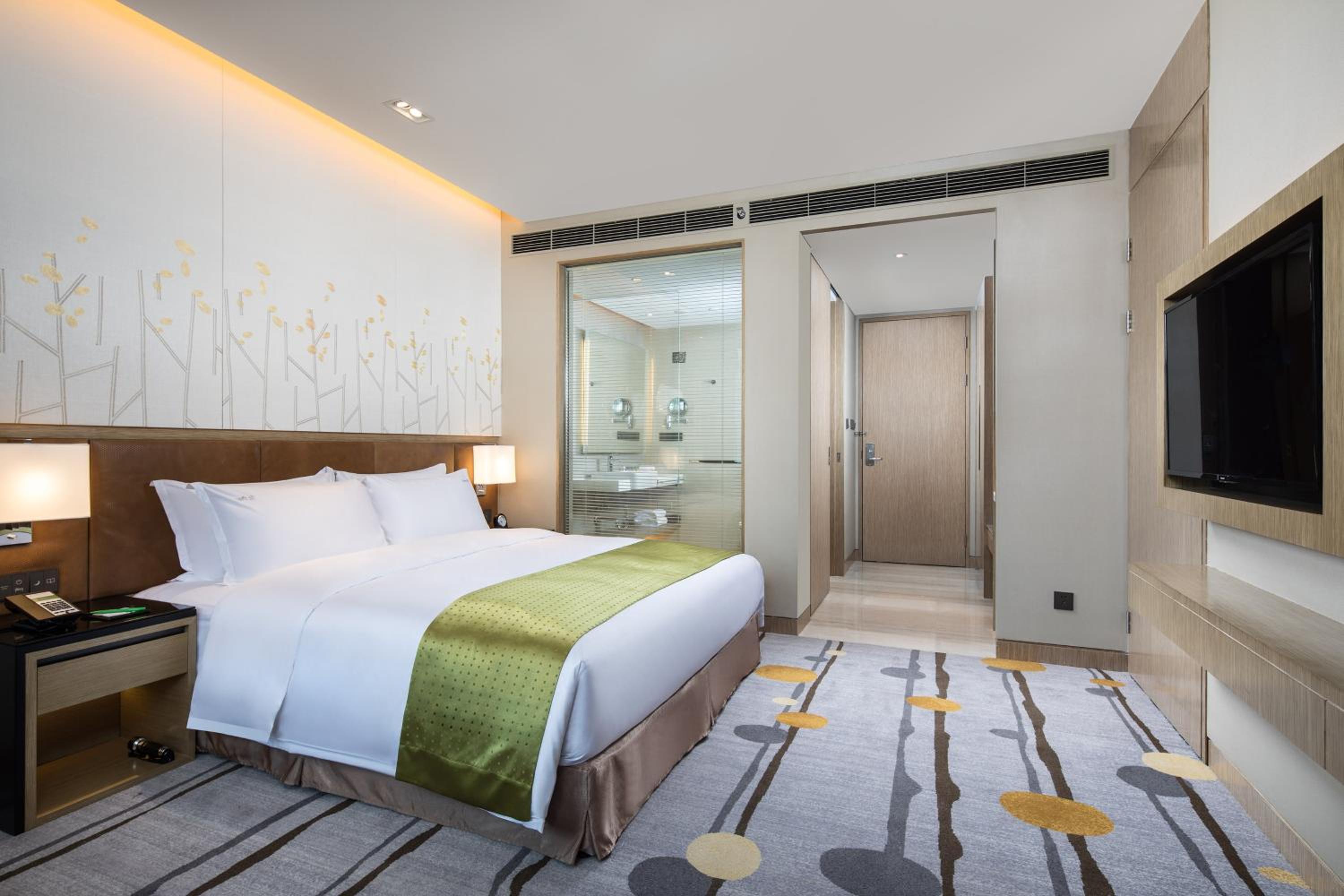 Standard King Room - Accessible