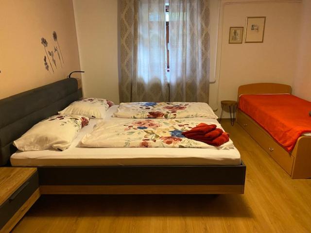 Three-Bedroom House - Photo 14