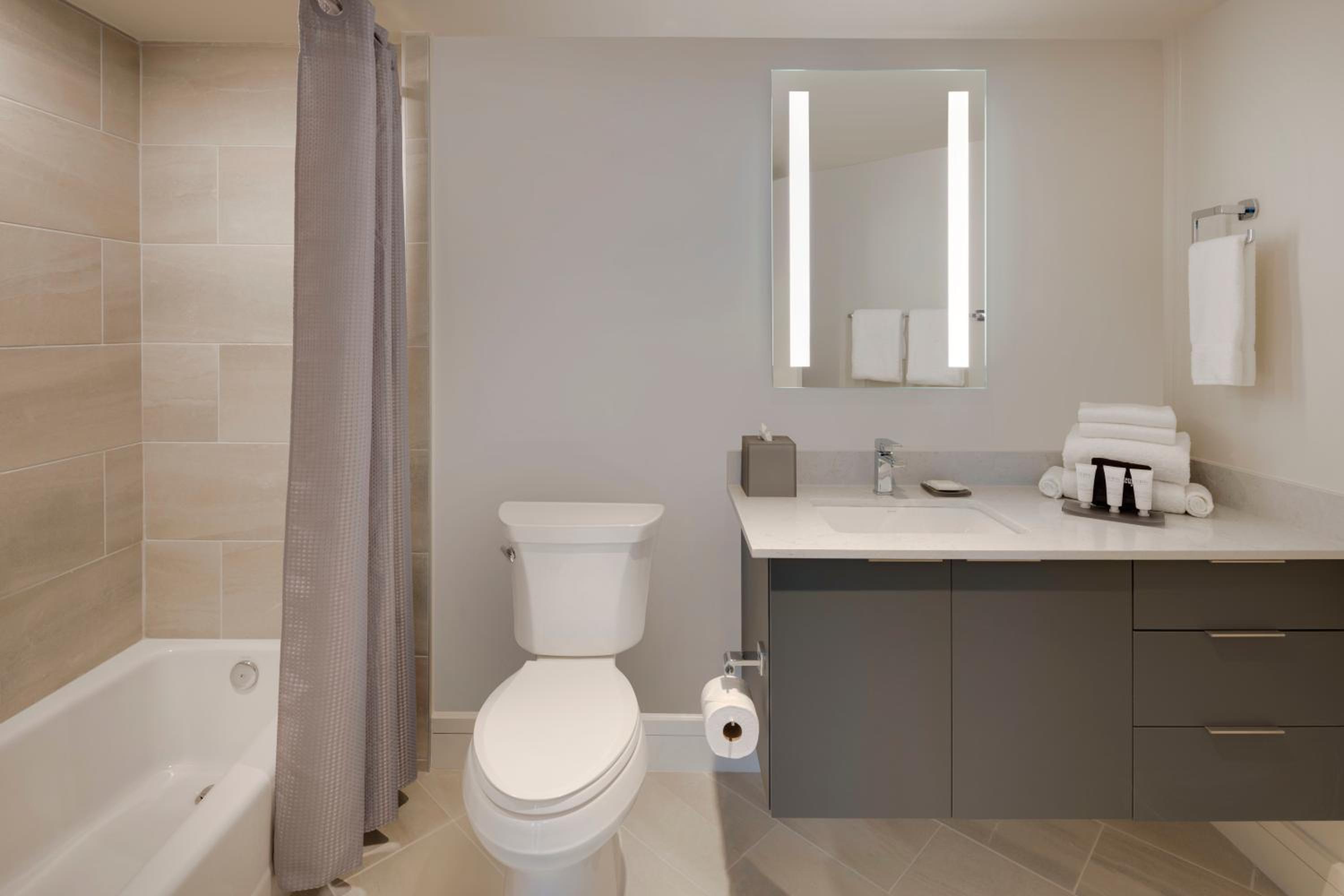 2 Bedroom City View Residence - Photo 17