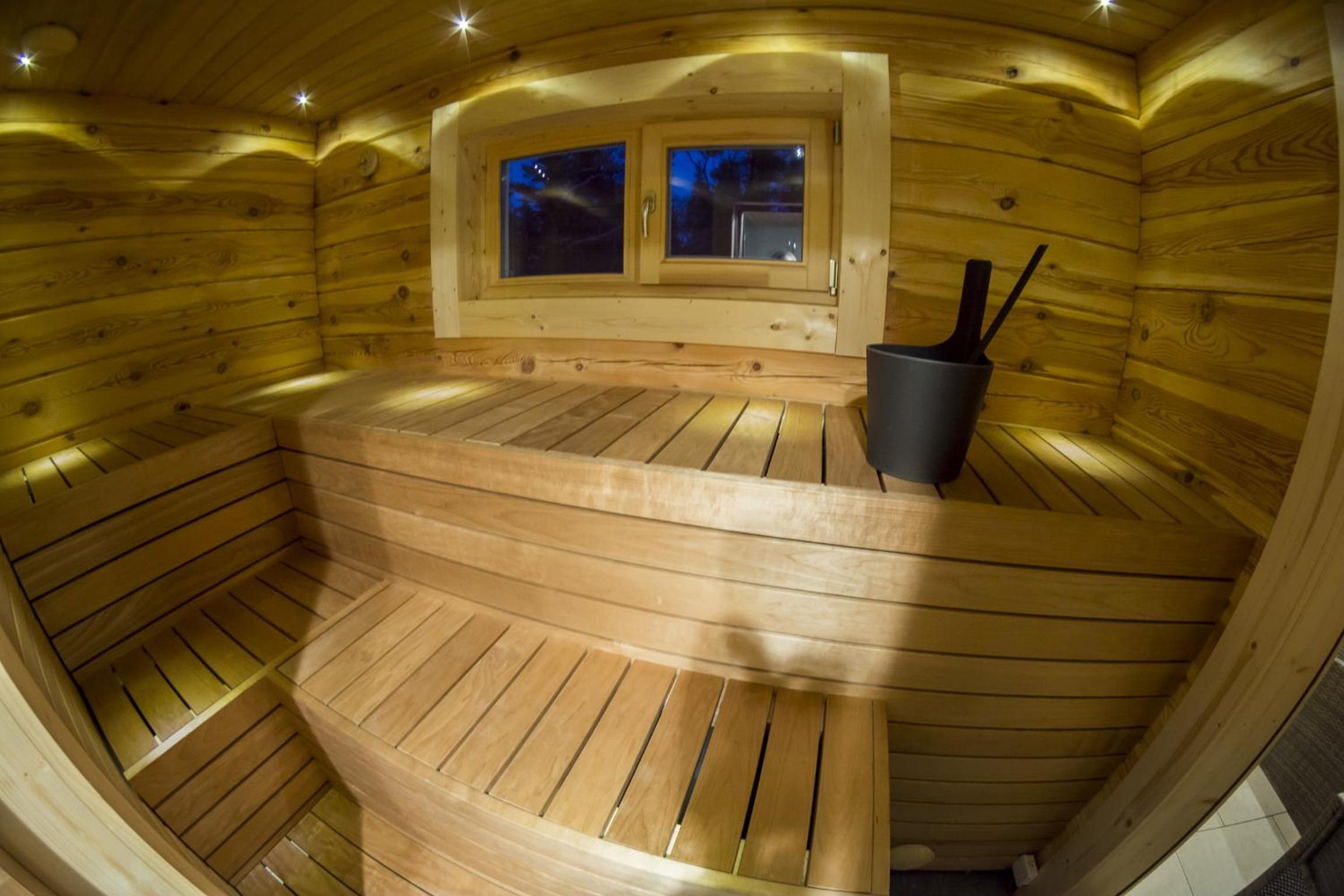 Four-Bedroom House - Photo 16