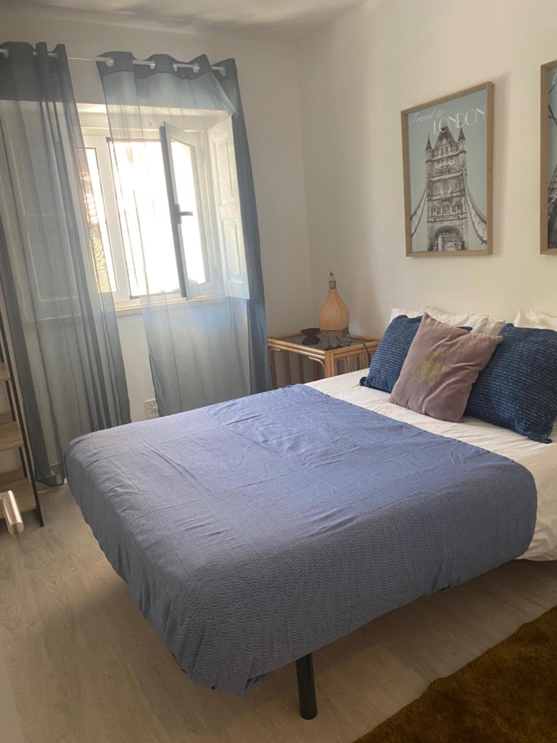 Three-Bedroom House - Photo 1