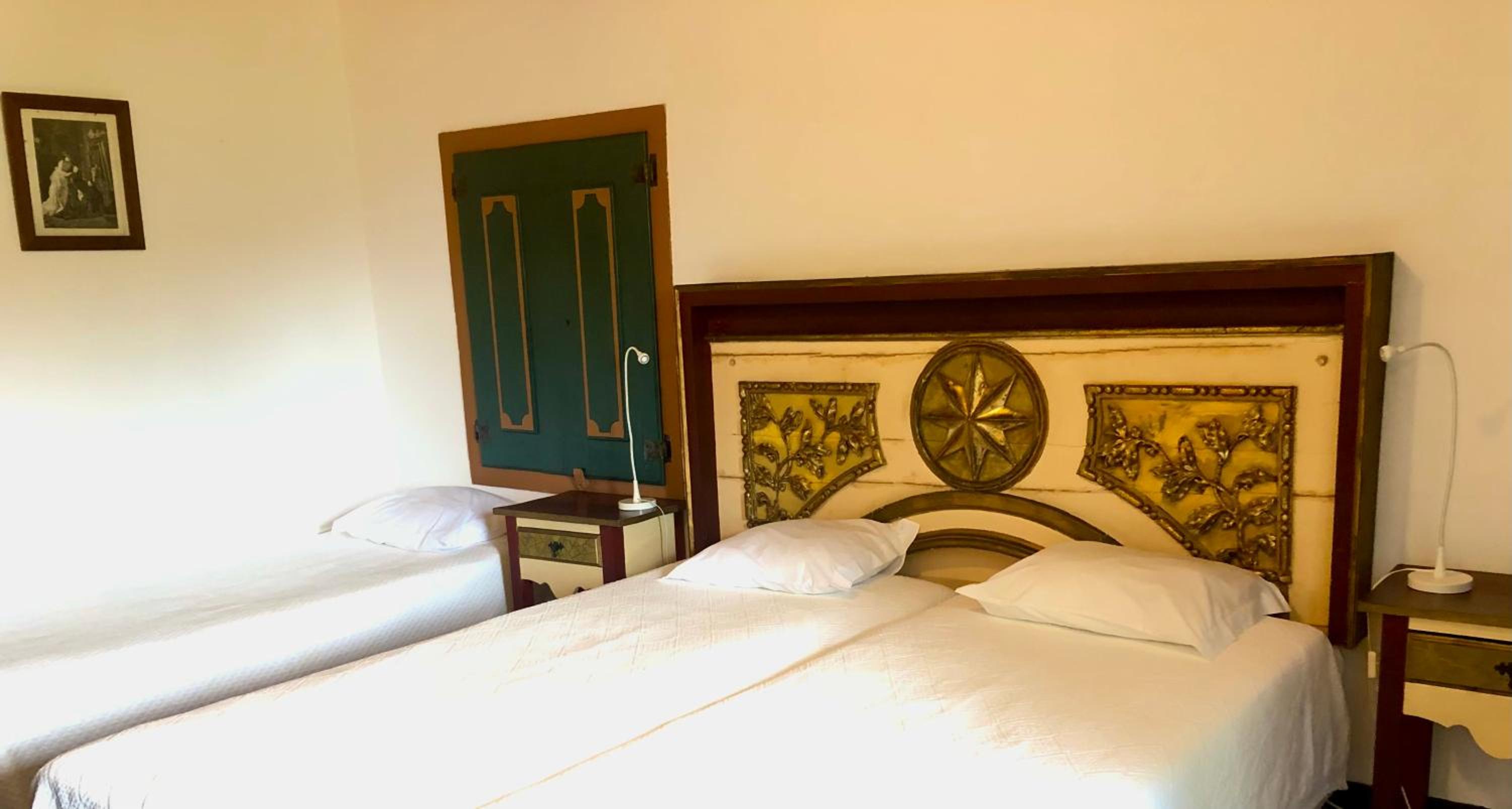 Twin Room - Photo 2
