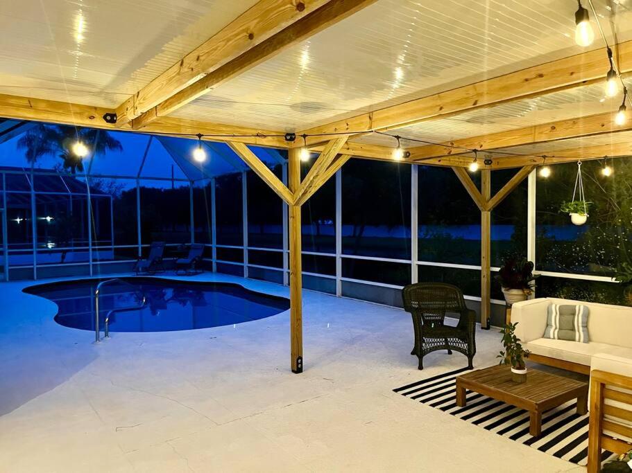 Villa photo 2