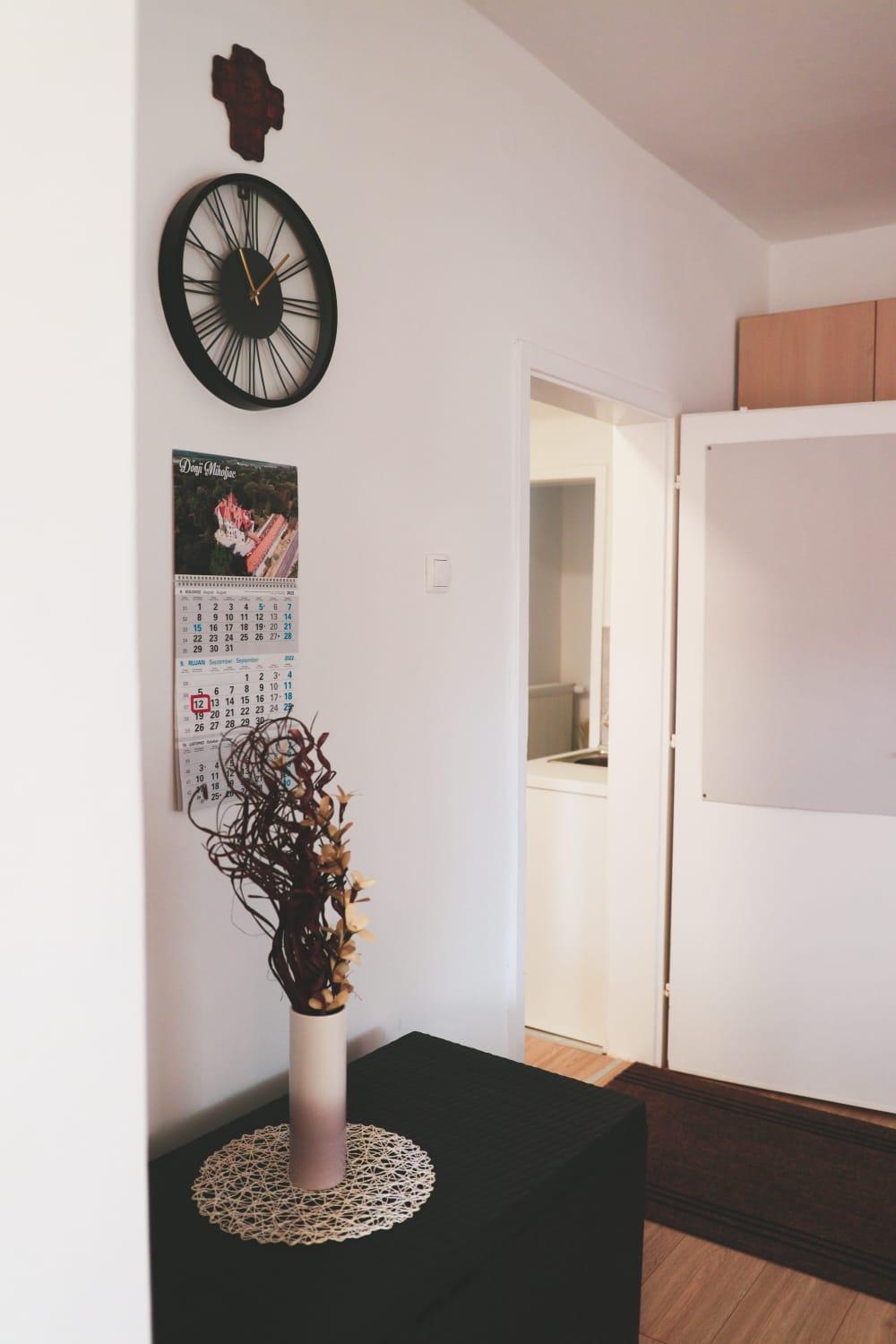 Studio Apartment photo 1