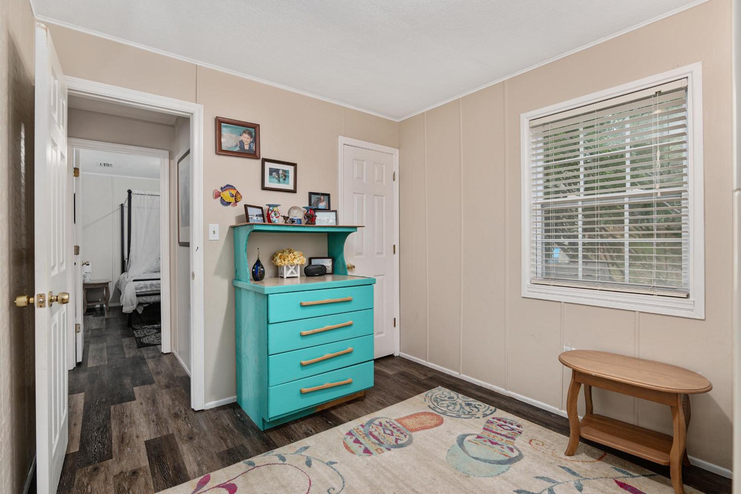 Four-Bedroom House photo 2