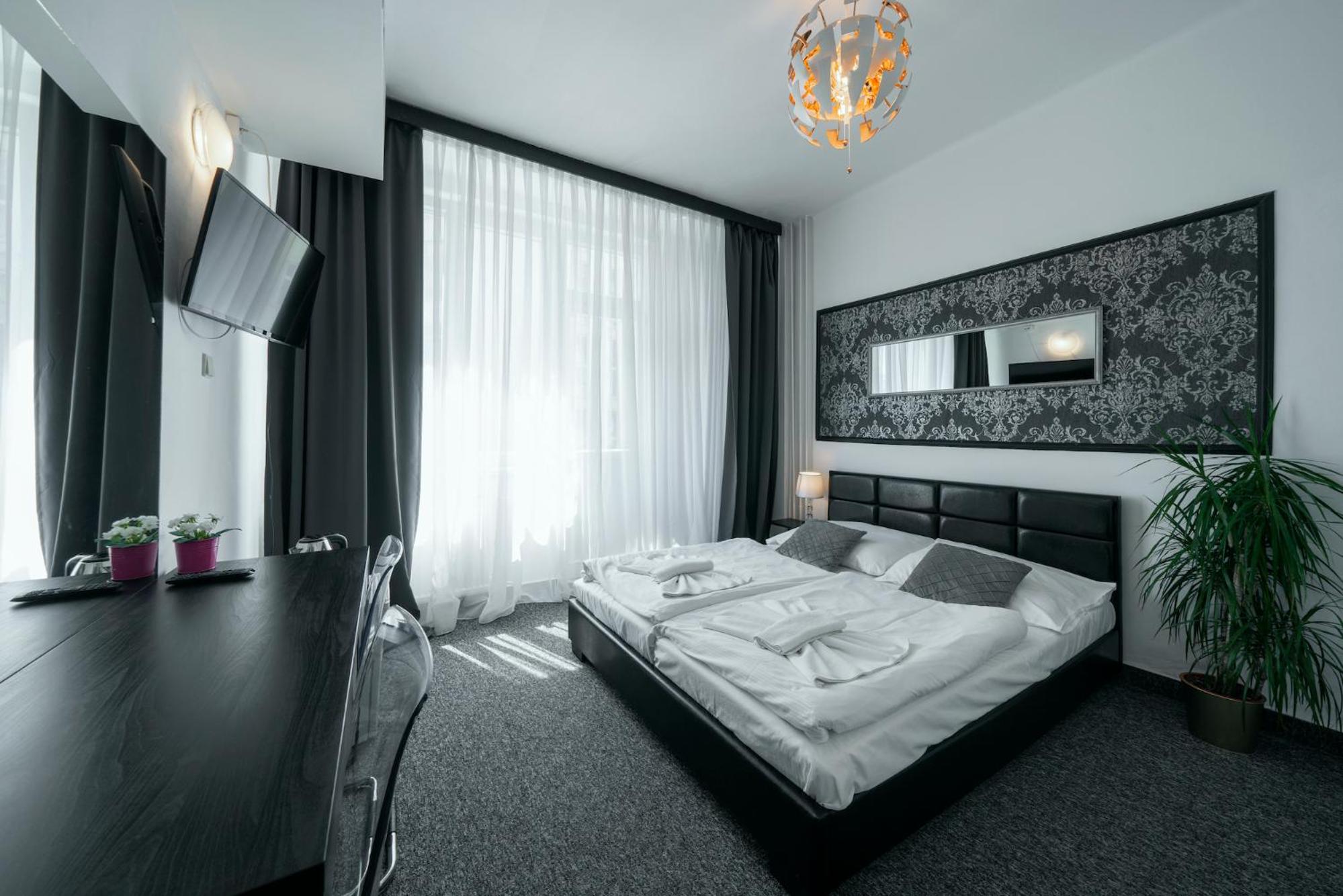 Standard Double Room photo 3