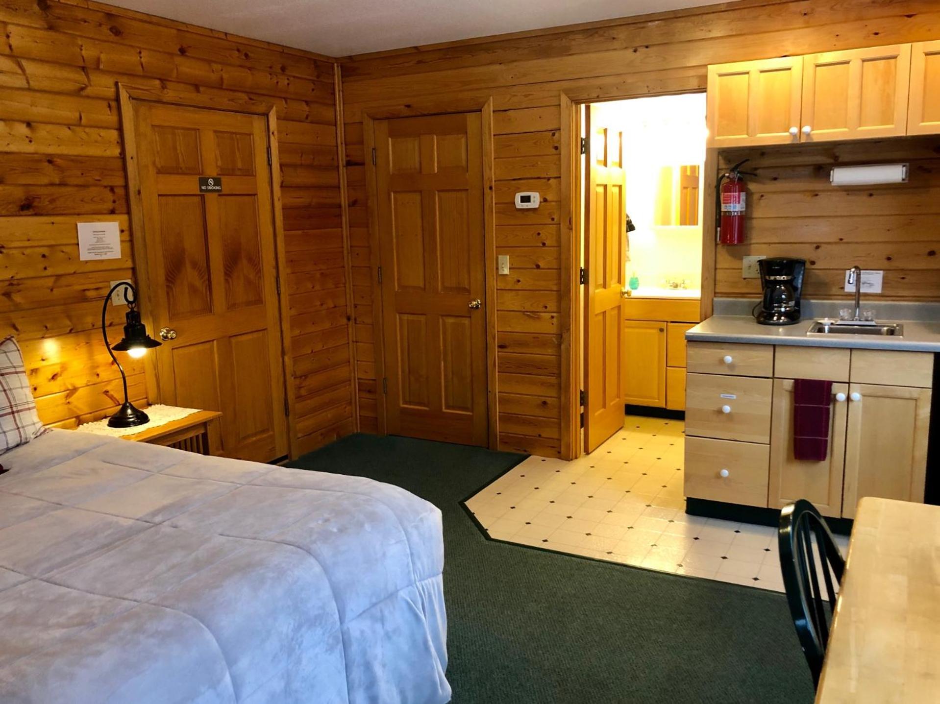 Deluxe Suite photo 3