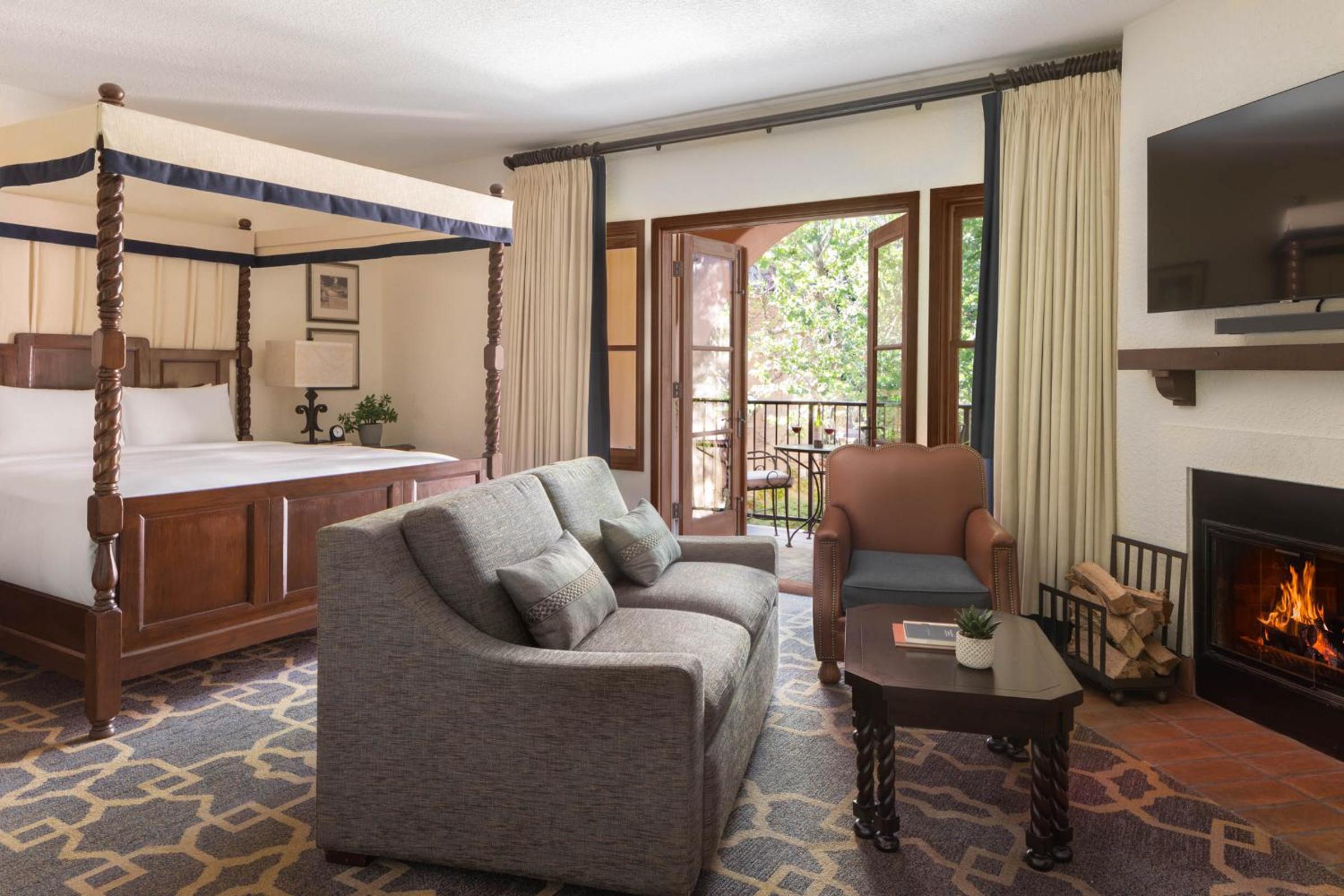 Mission Spa King Suite with Roll-In Shower and Spa Bathroom - Fireplace - Photo 2