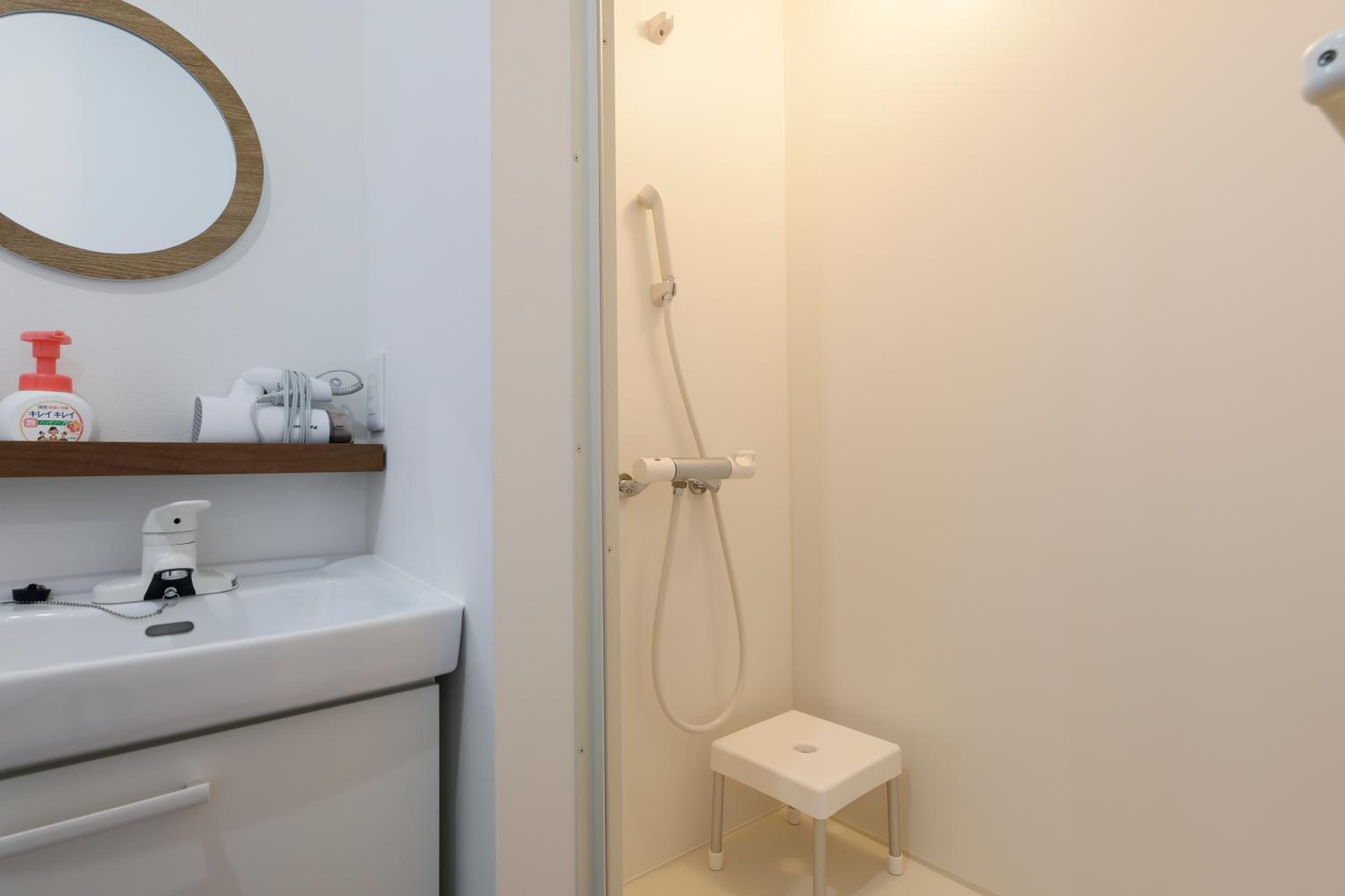 Apartment - Photo 4