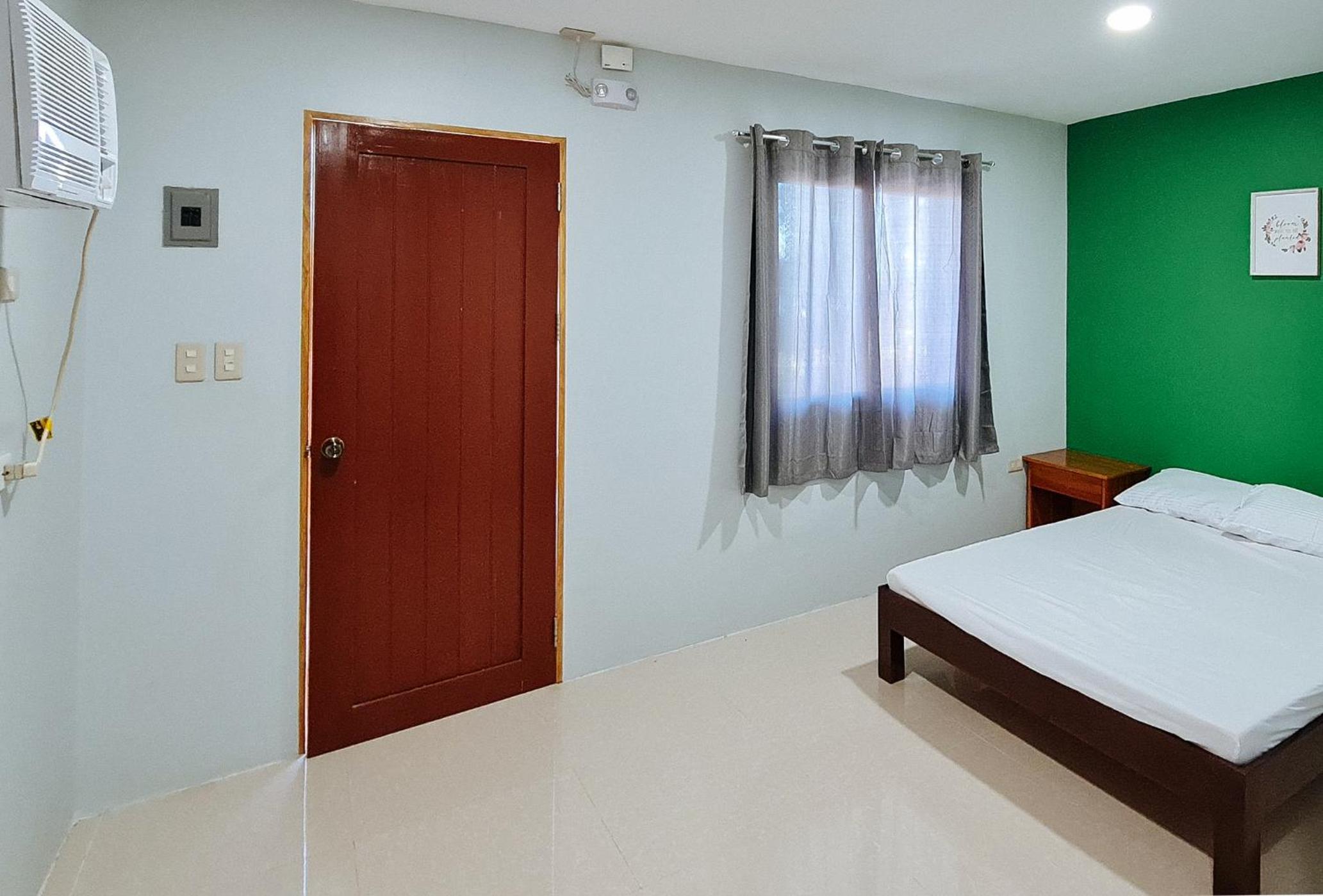 Double Room - Photo 2