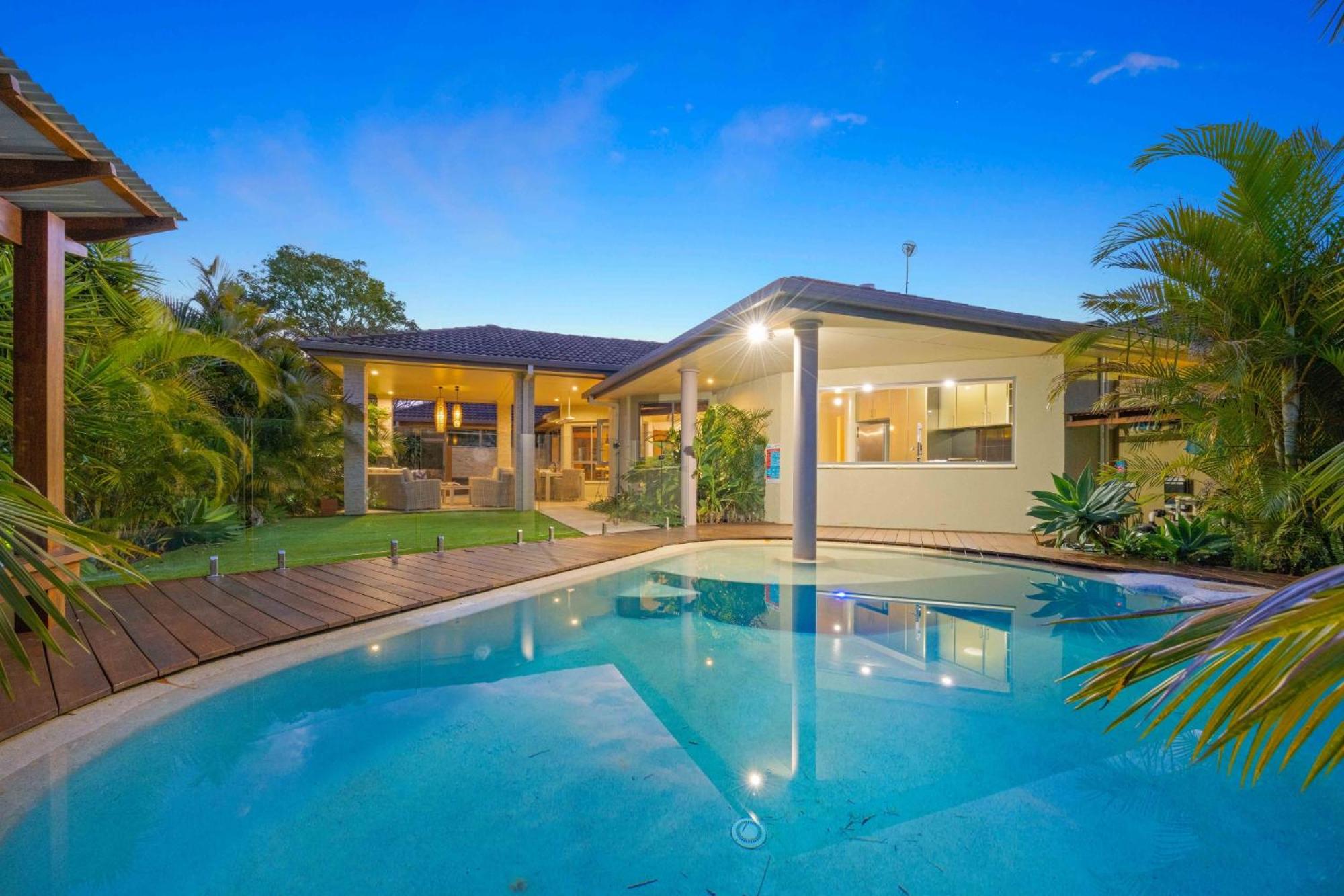 Four-Bedroom House photo 2