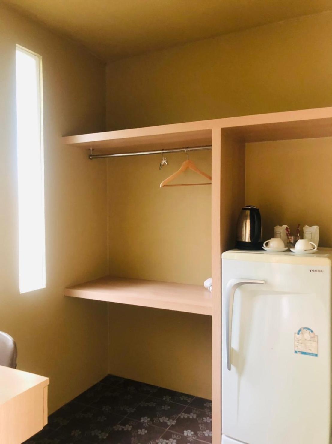 Standard Double or Twin Room with Balcony - Photo 8