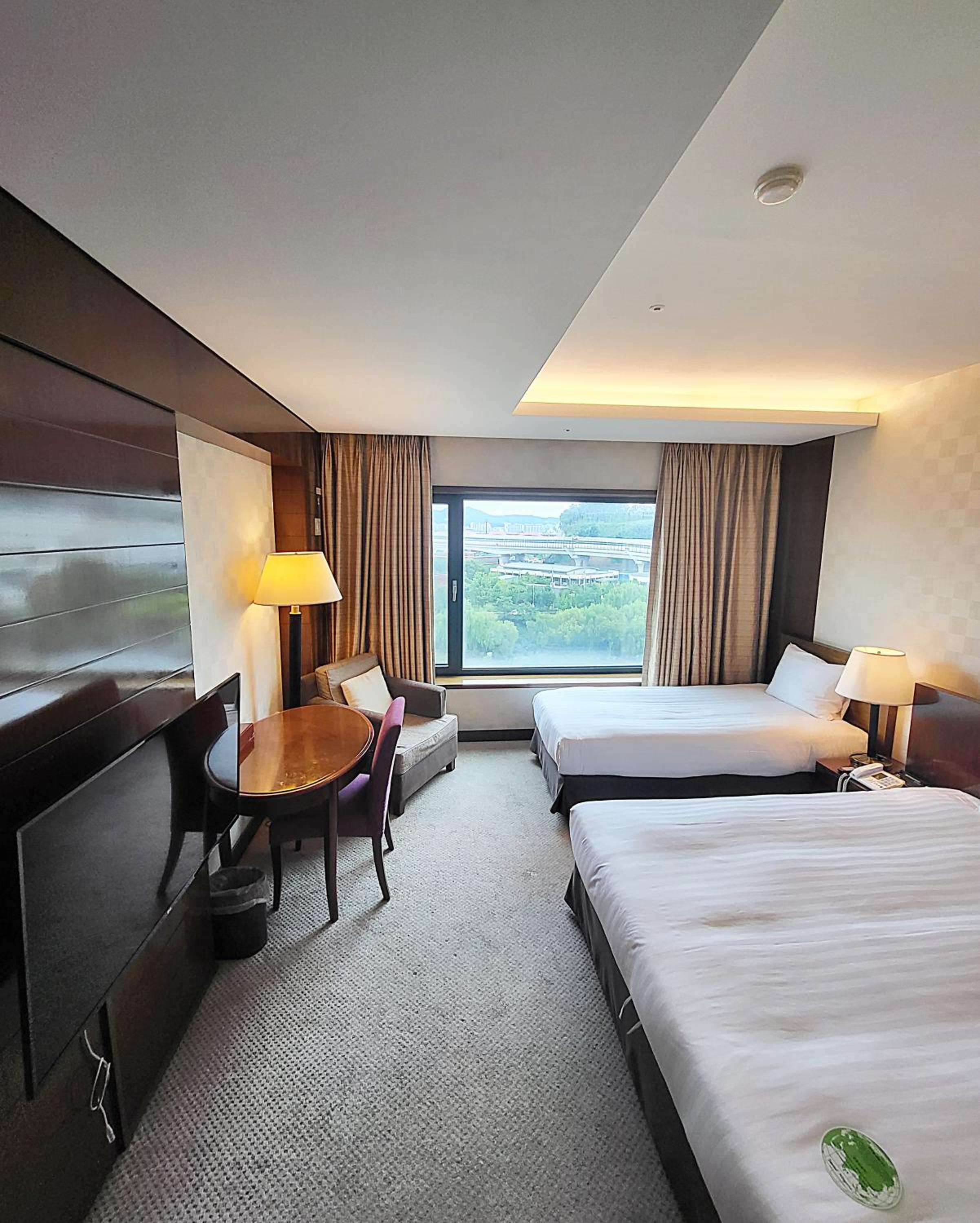 Deluxe Twin Room - Photo 1