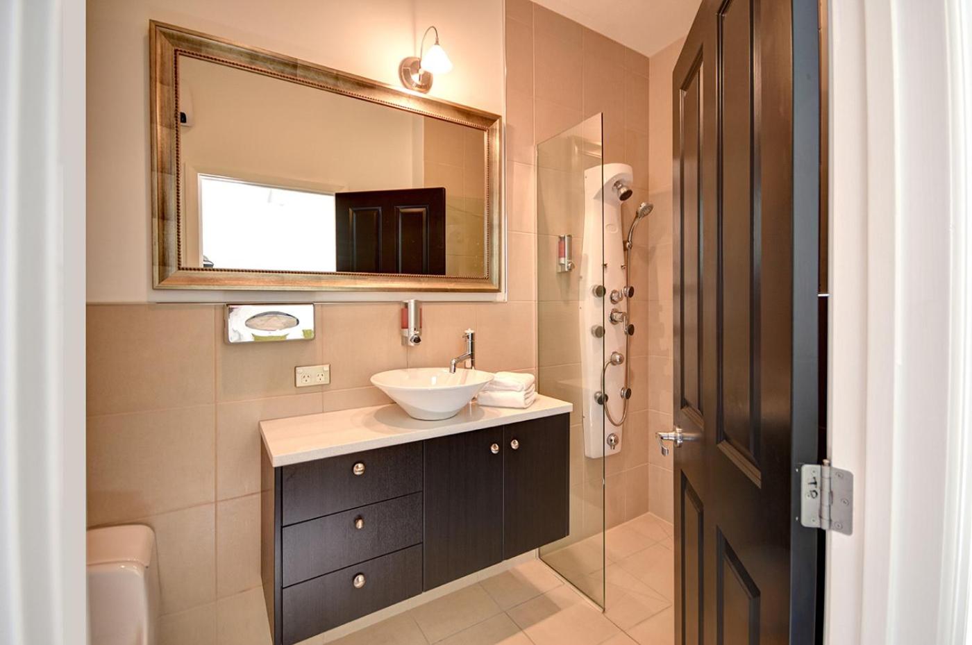 2 Bedroom Inner City Apartment - Photo 14
