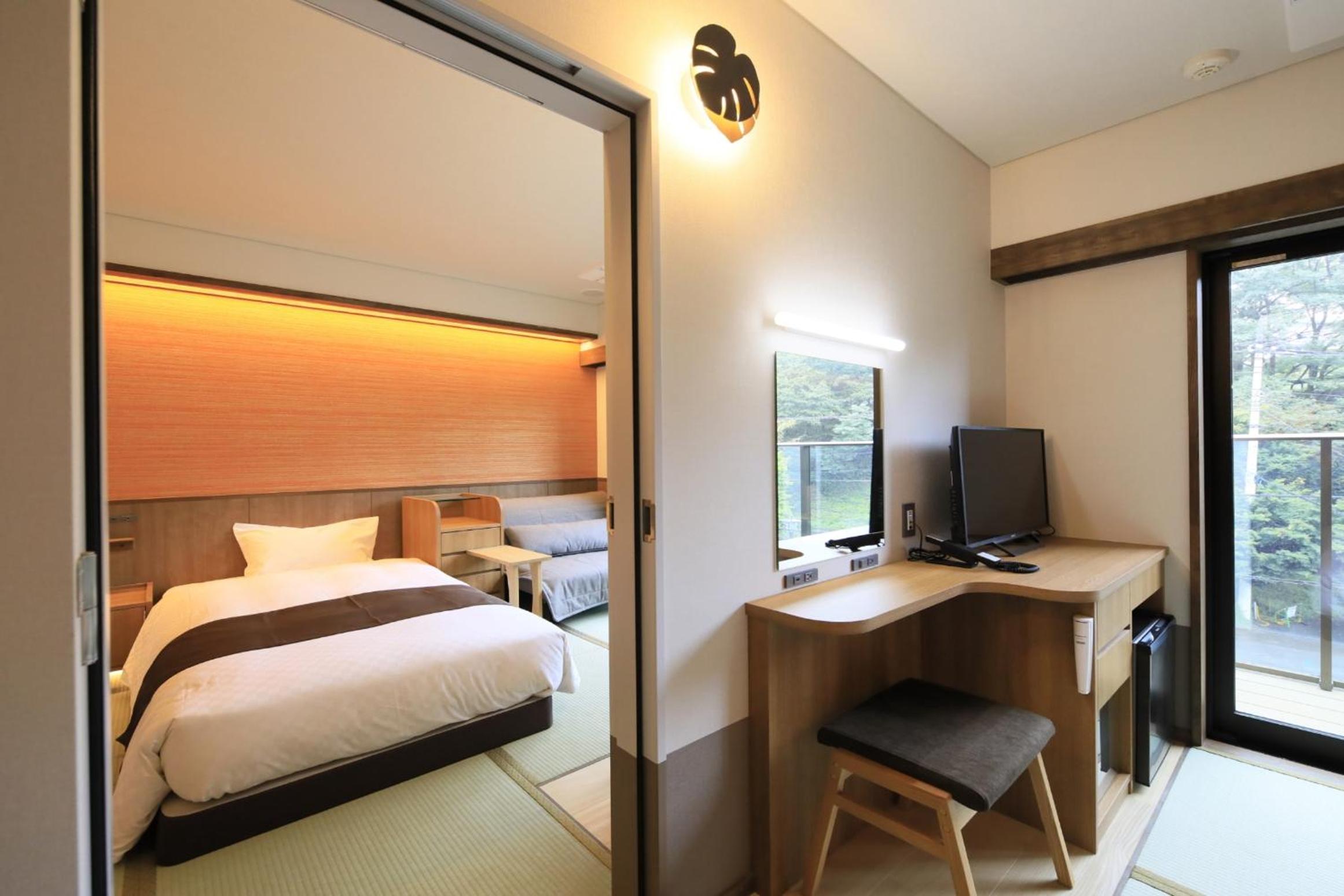 Two Connecting Twin Rooms