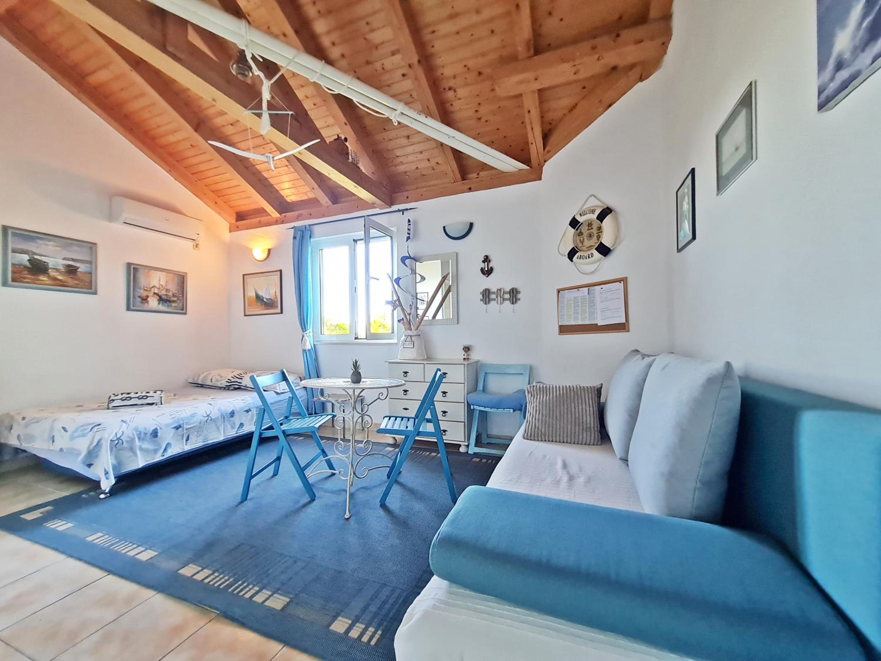 Studio Apartment with Sea View