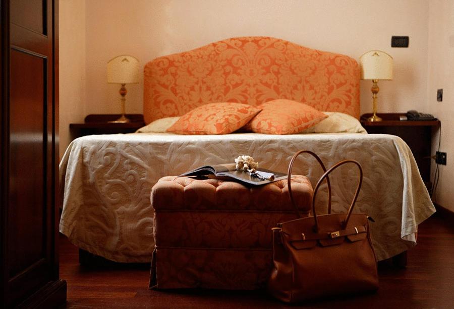Double or Twin Room photo 1