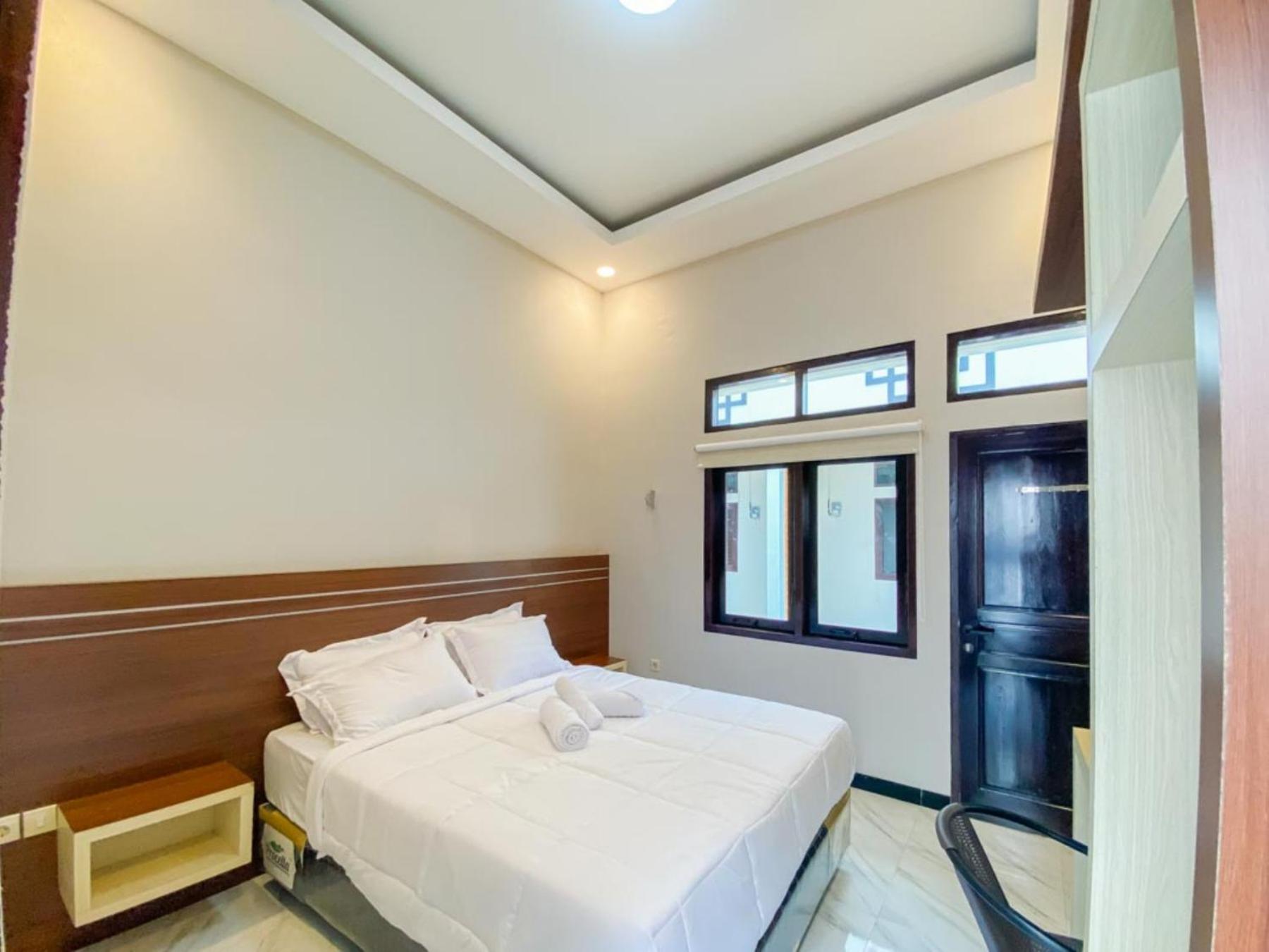 Standard Double Room - Photo 1
