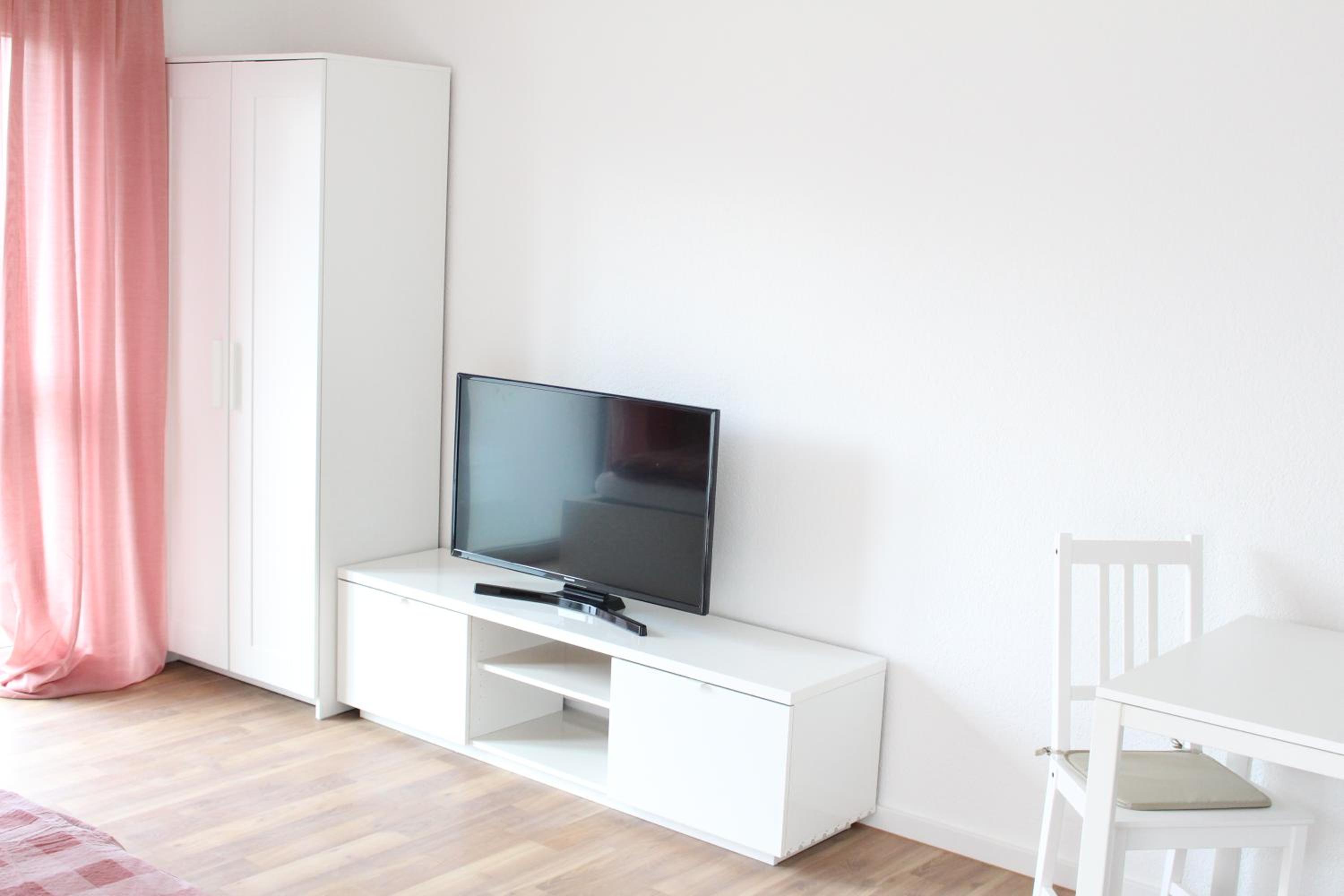 Apartment with Balcony photo 1