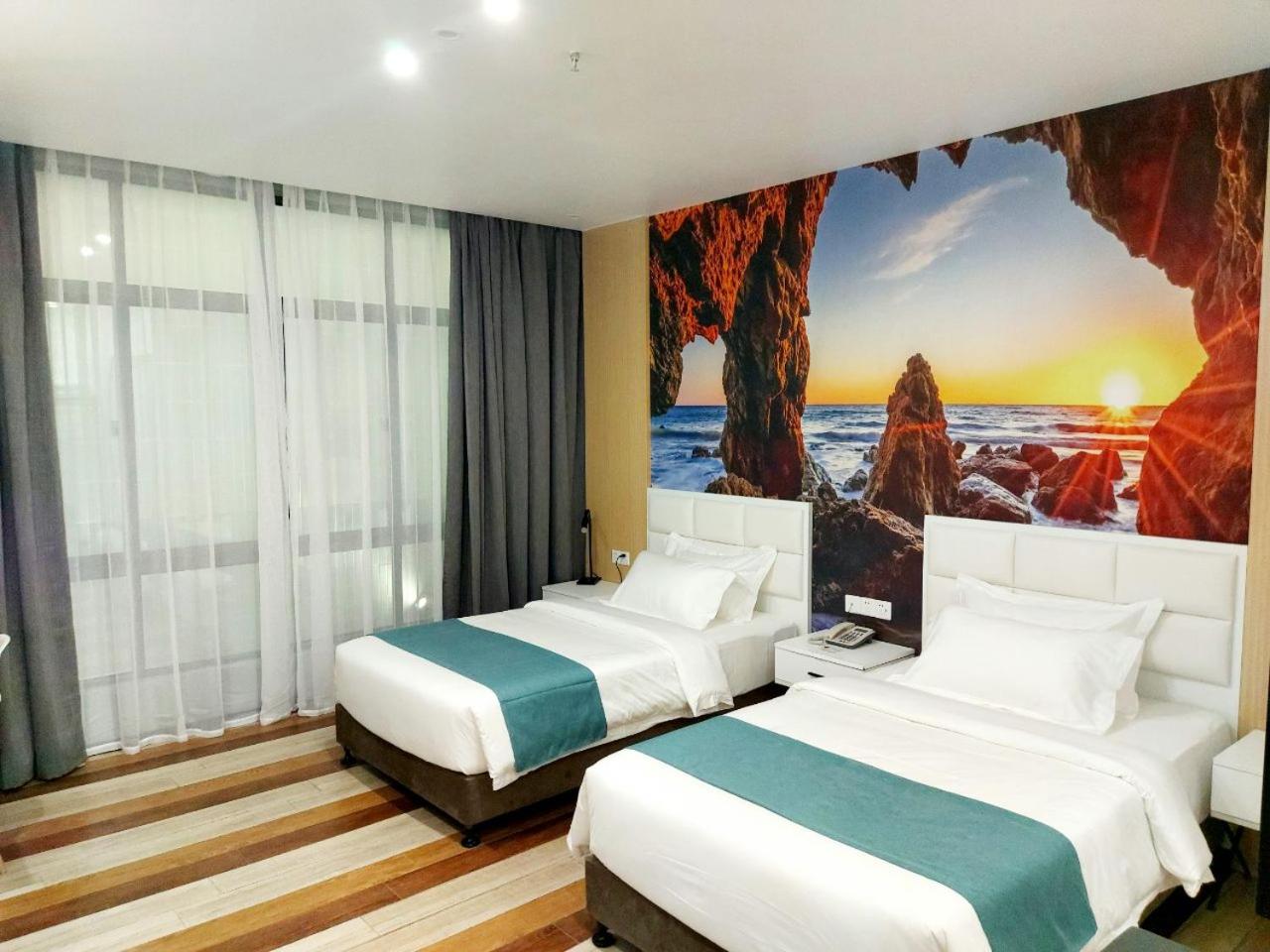 Deluxe Twin Room - Photo 1