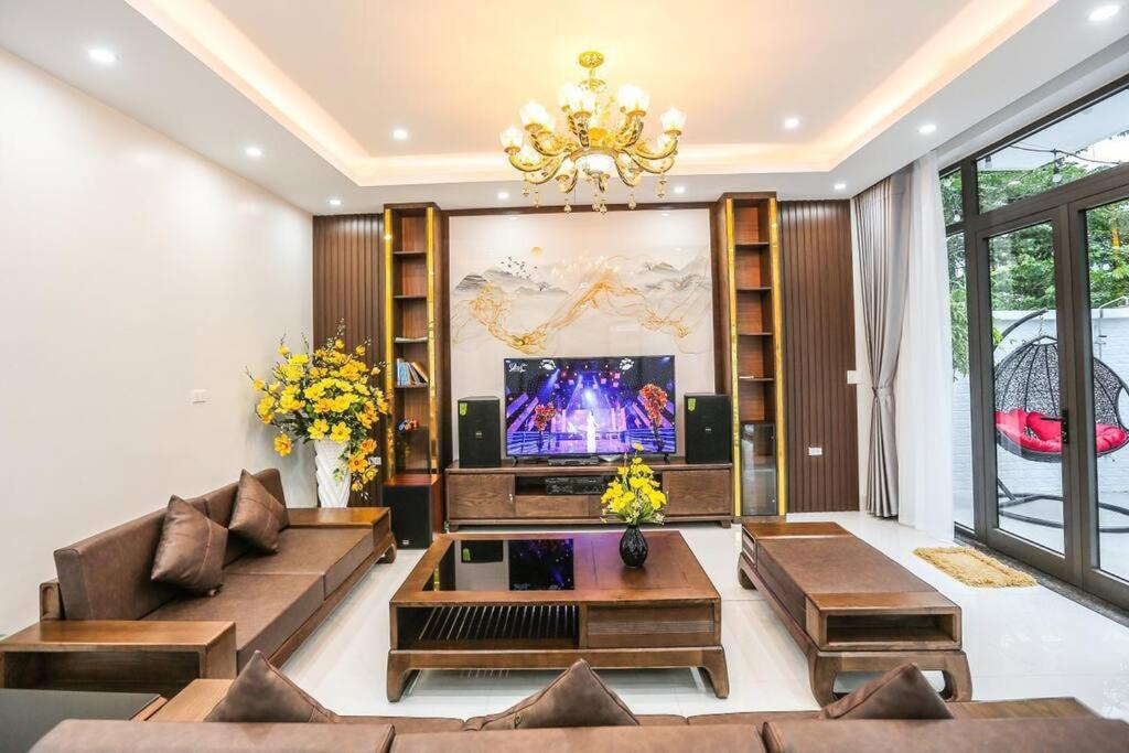 Villa photo 1