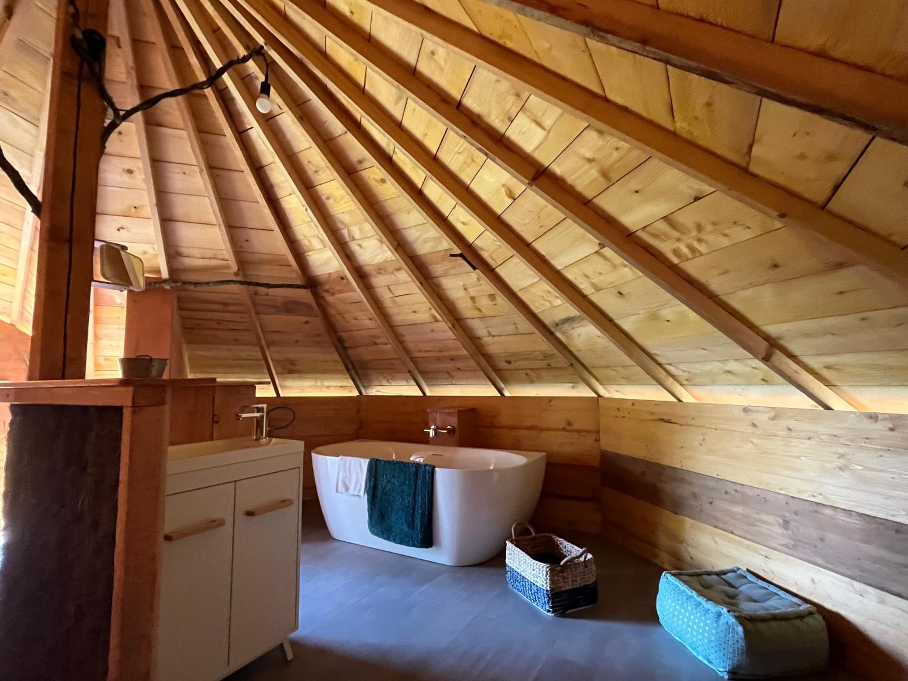 Family Room - Photo 3