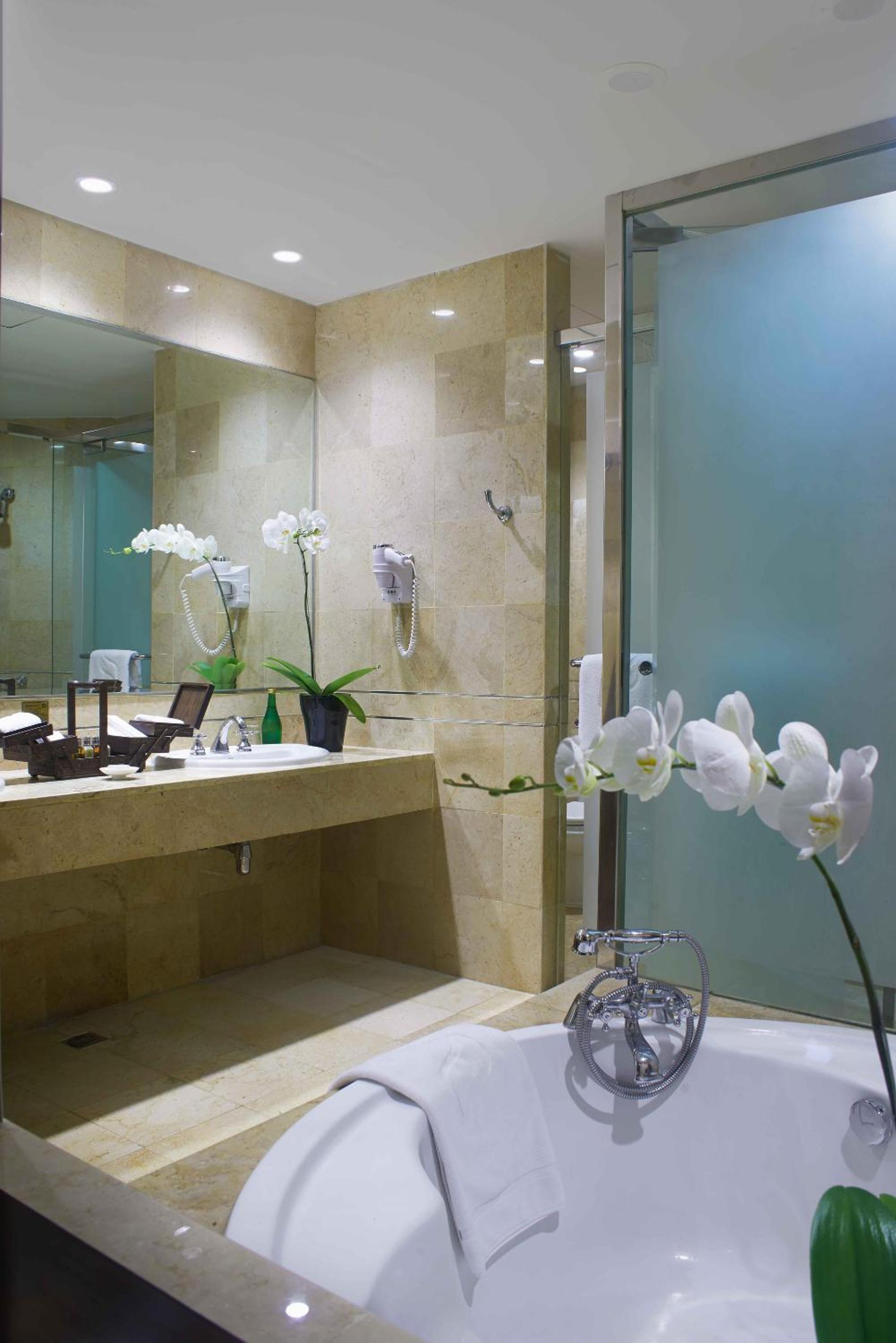 Grand Premium Room Red Level - Photo 2