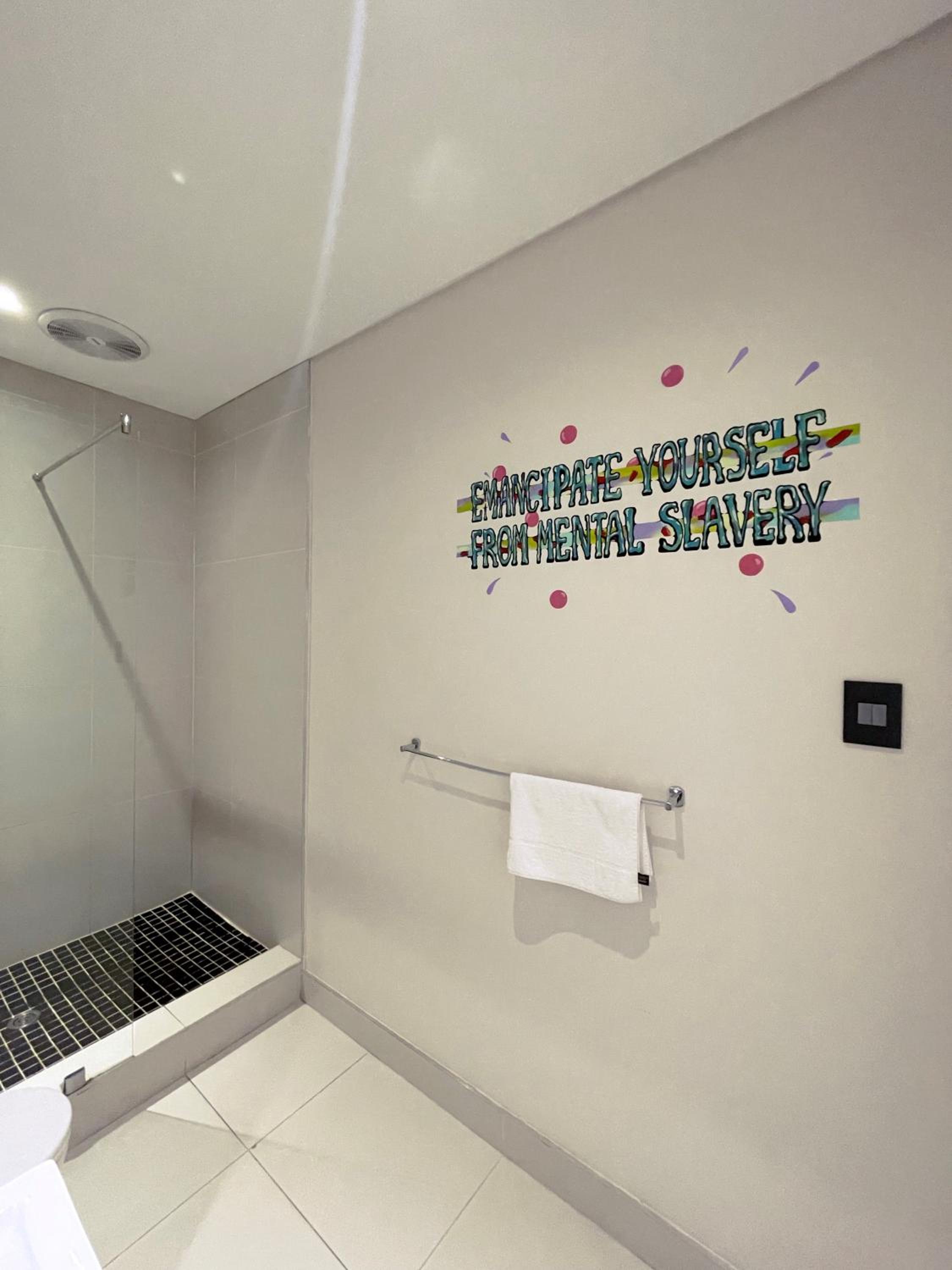 Superior Double Ensuite - Photo 12