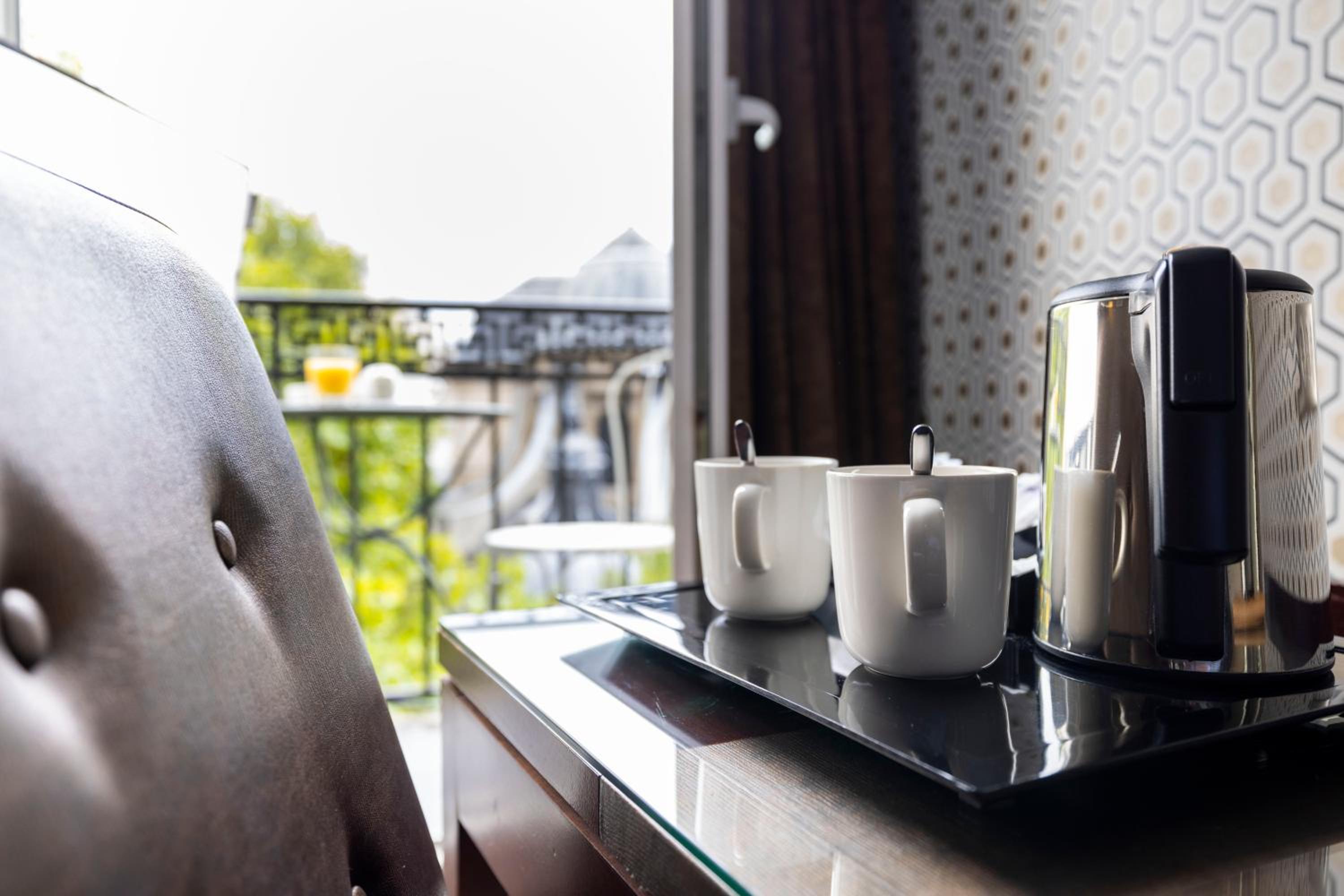 Double Room with Balcony photo 3