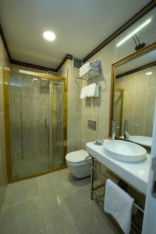 Luxury Triple Room photo 2