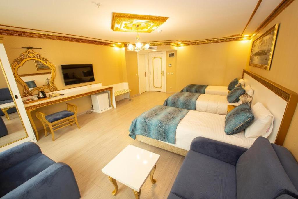 Luxury Triple Room photo 1