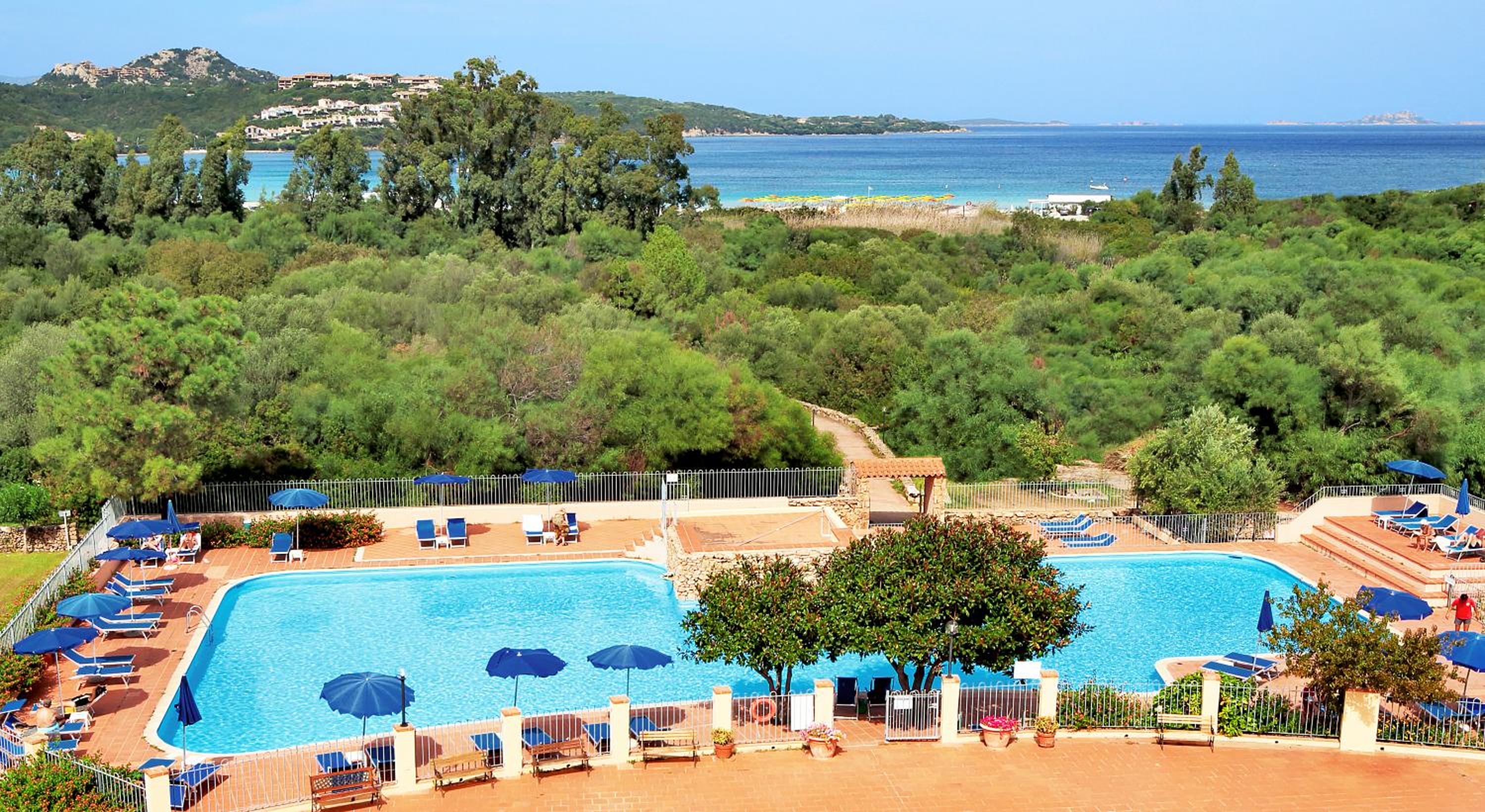 Double or Twin Room with Sea View and Balcony - Photo 5
