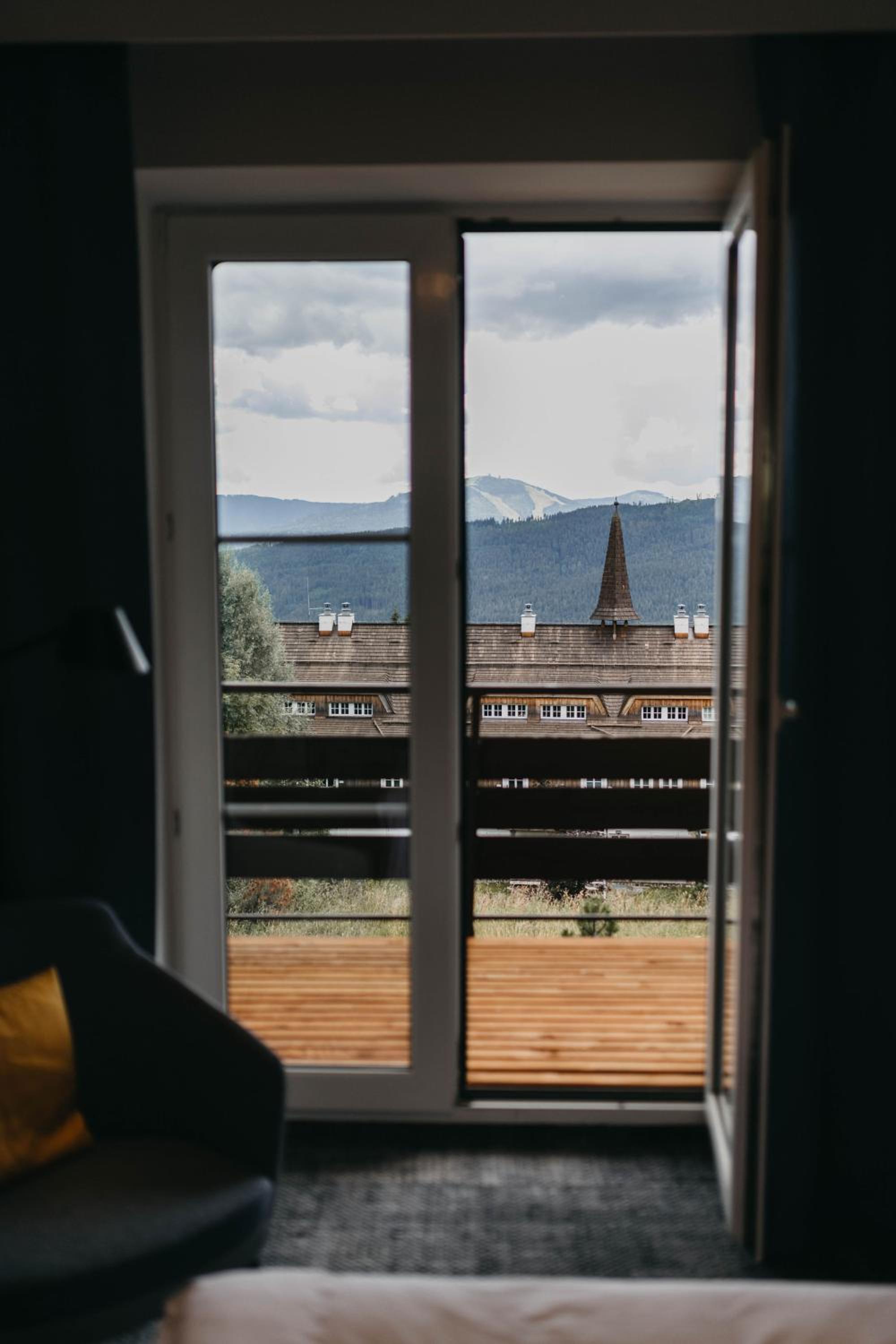 Executive Double Room with Balcony photo 2