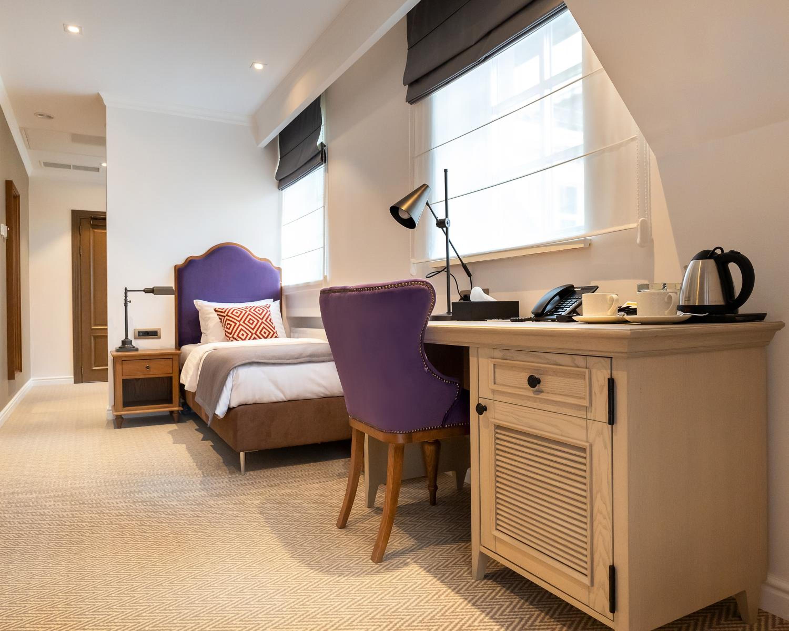 Standard Single Room - Photo 3