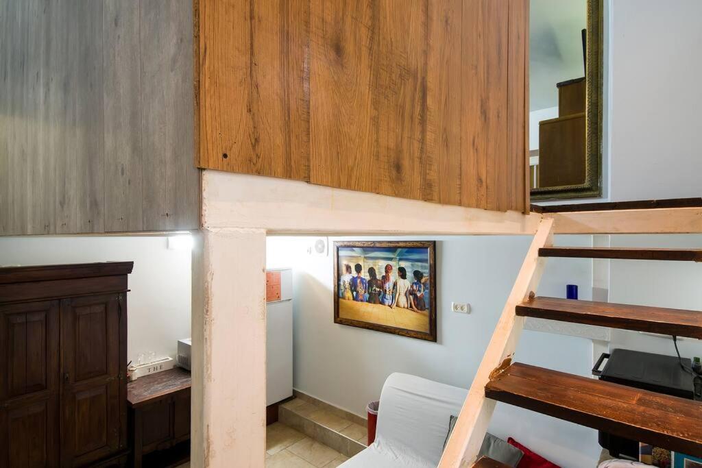 Apartment - Photo 24