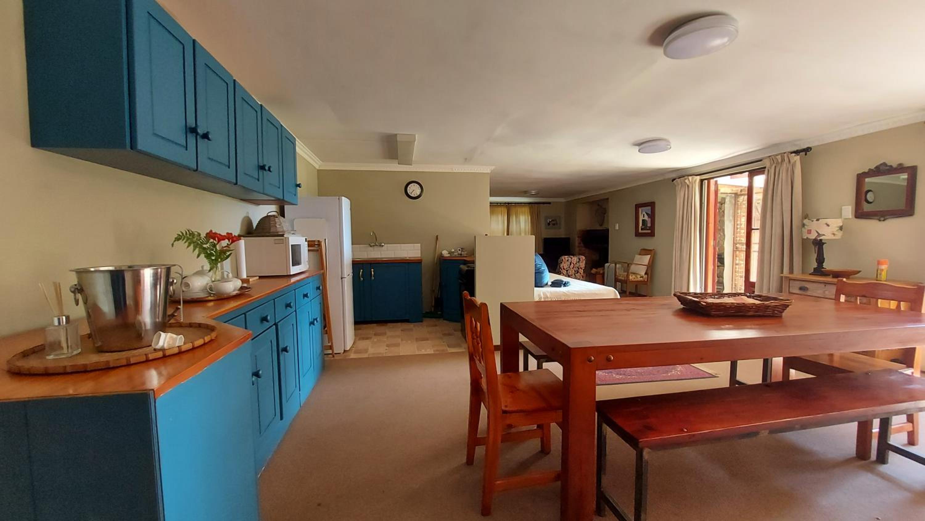 Two-Bedroom Apartment - Photo 10