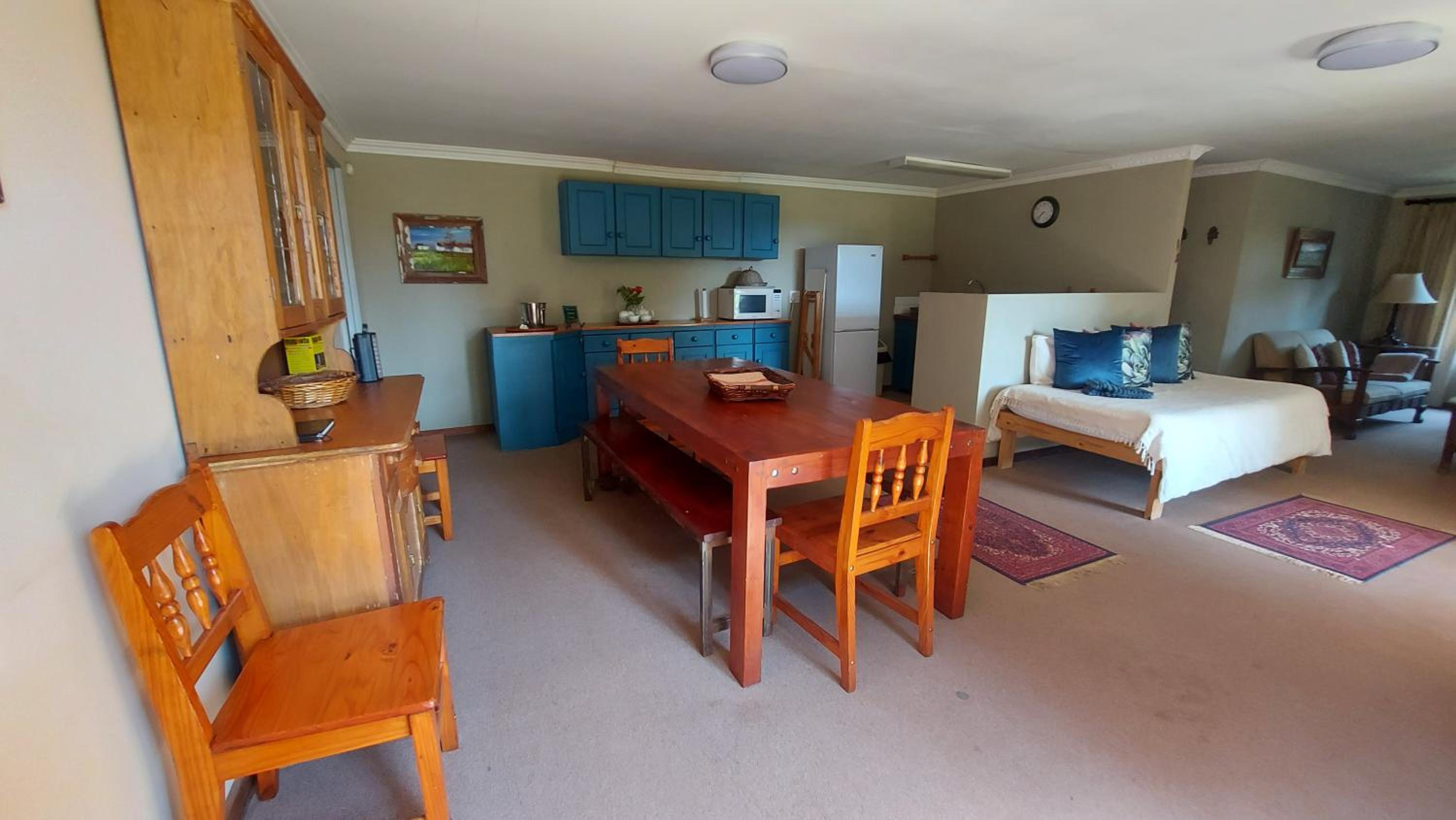 Two-Bedroom Apartment - Photo 21