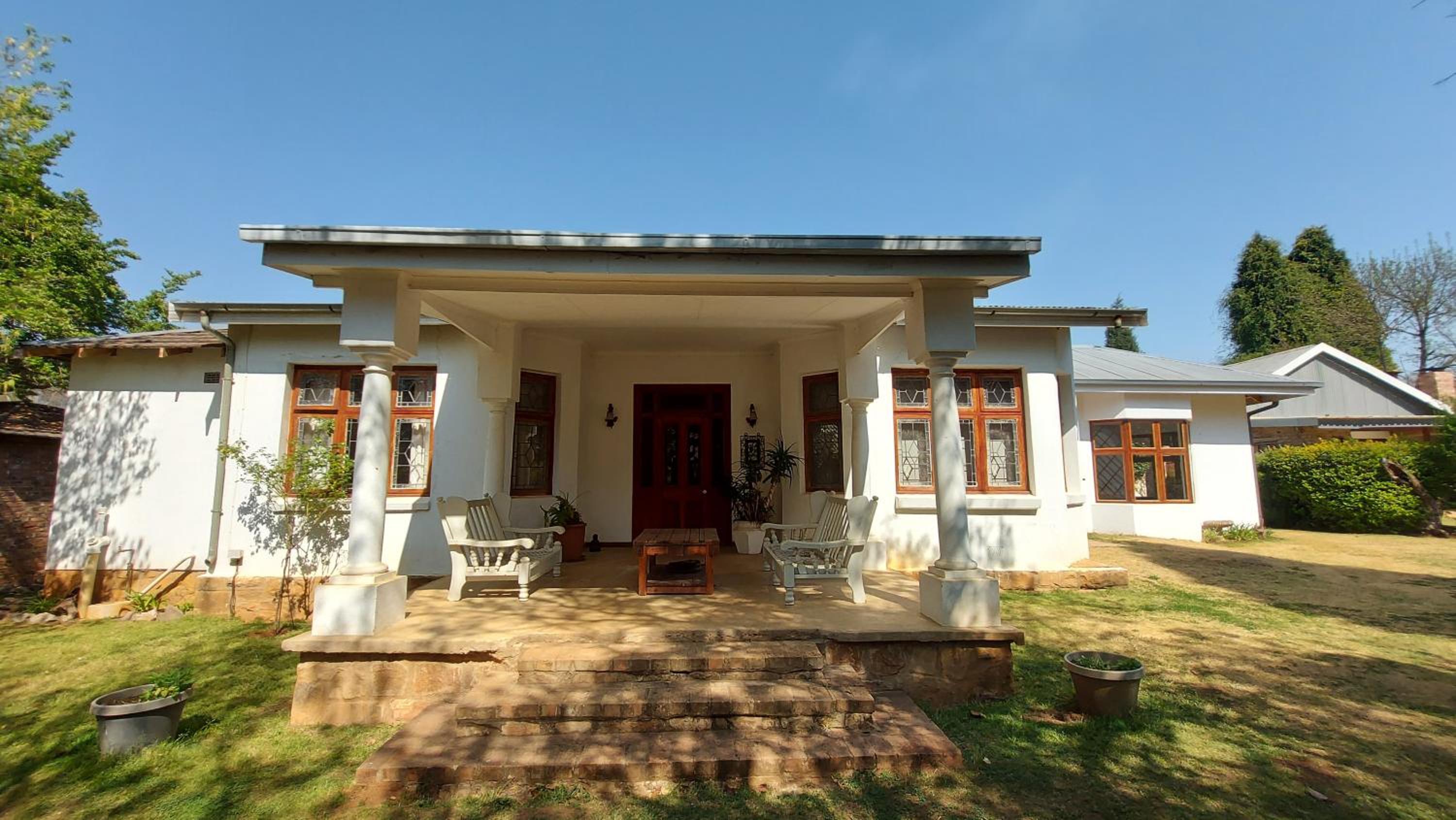 Two-Bedroom House - Photo 26
