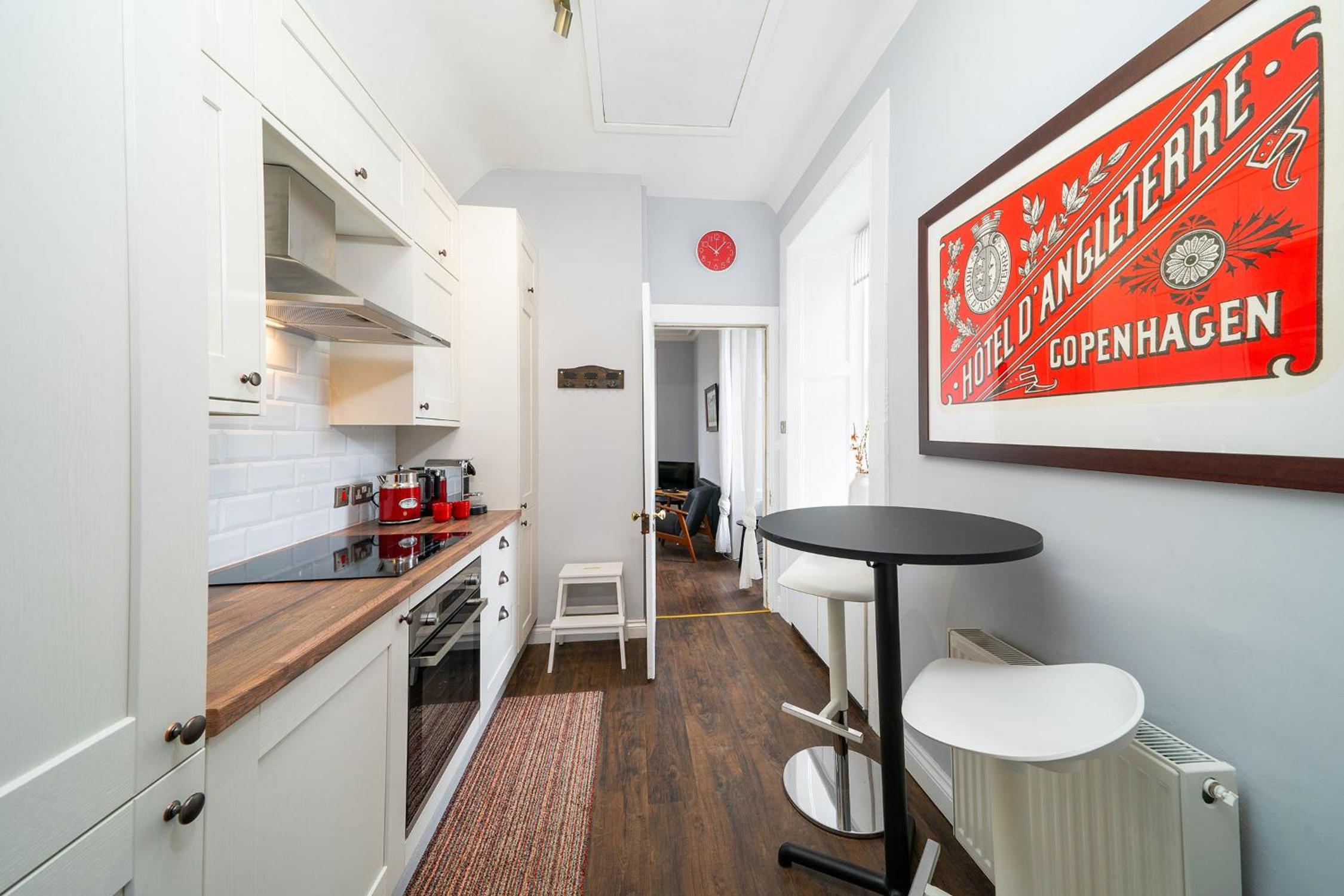 Two-Bedroom House photo 2