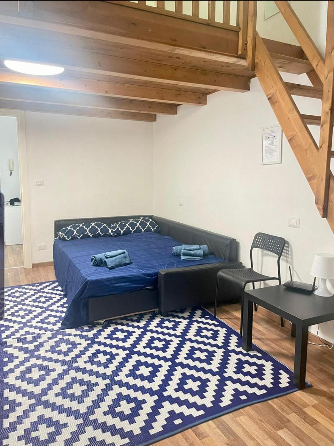 Two-Bedroom Apartment - Photo 3