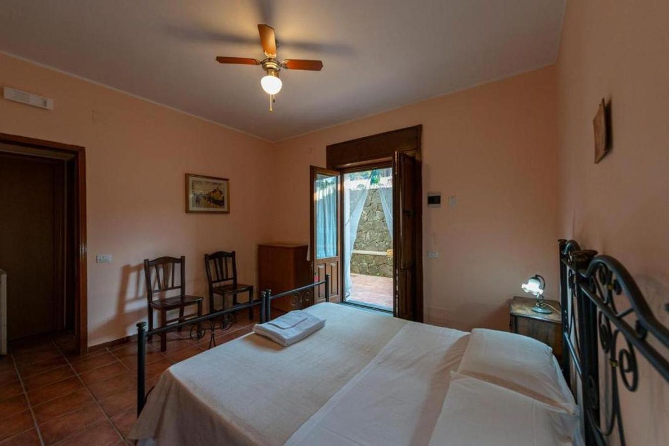 Large Double or Twin Room