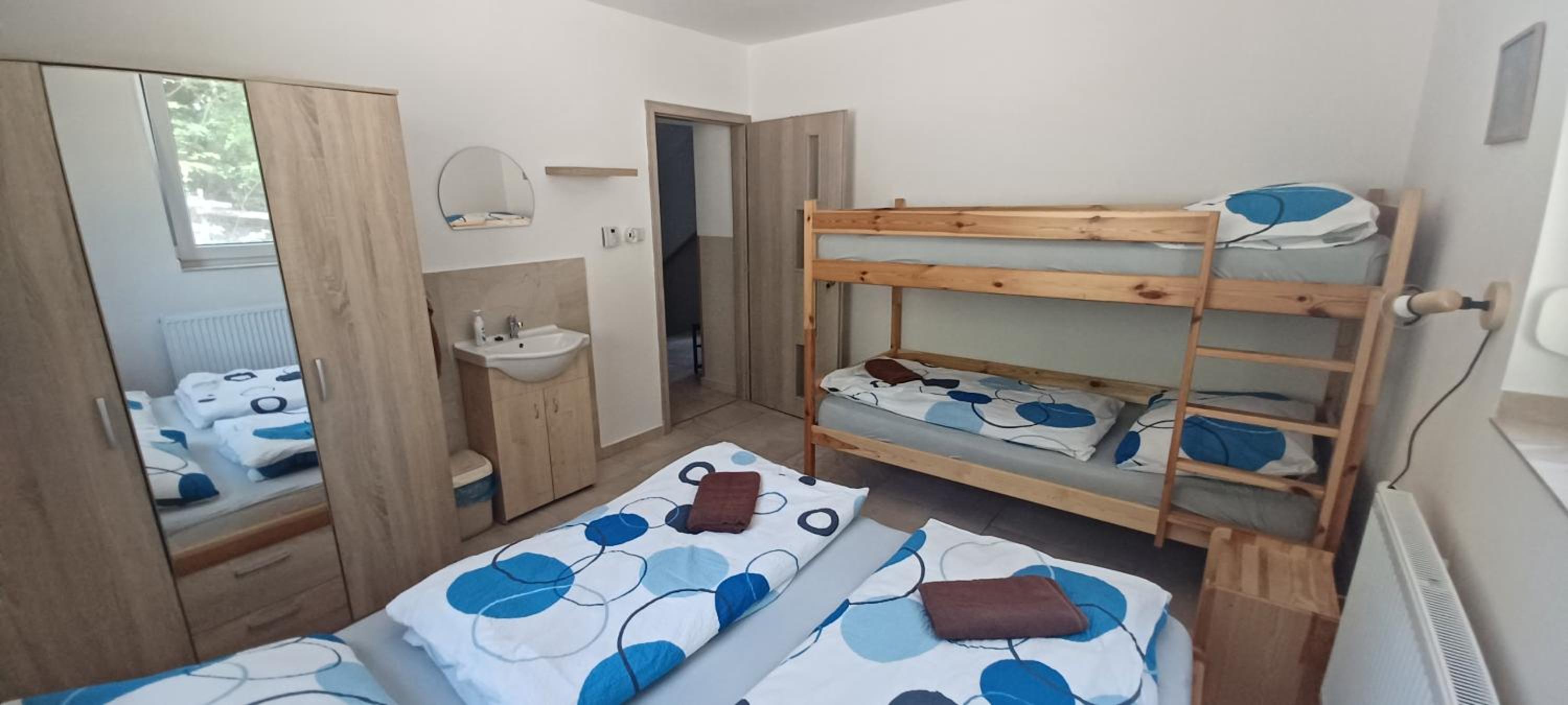 Three-Bedroom Suite - Photo 100