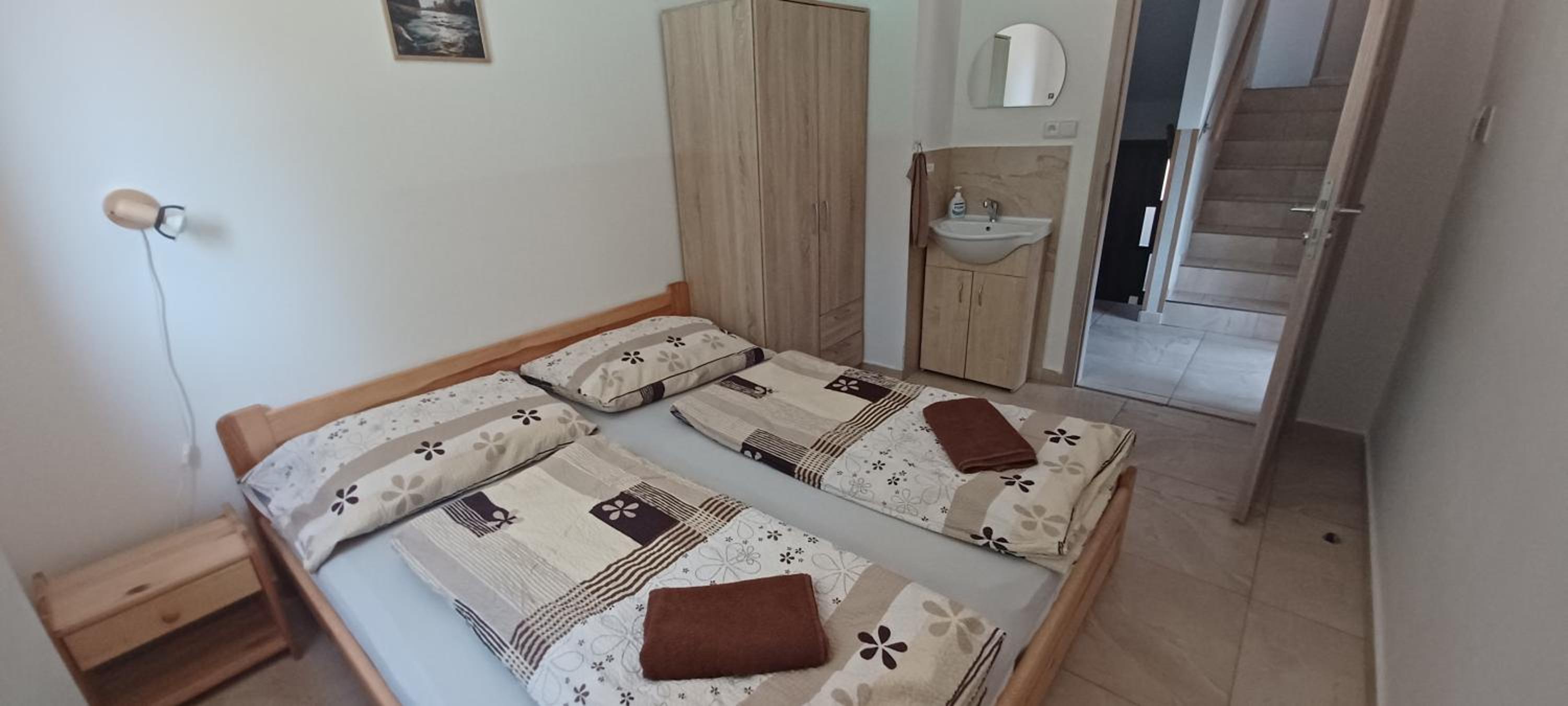 Three-Bedroom Suite - Photo 101