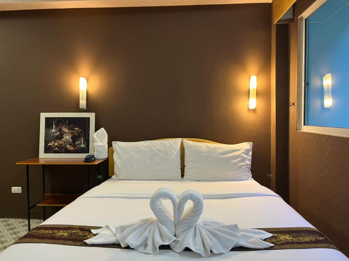 Standard Queen Room photo 2