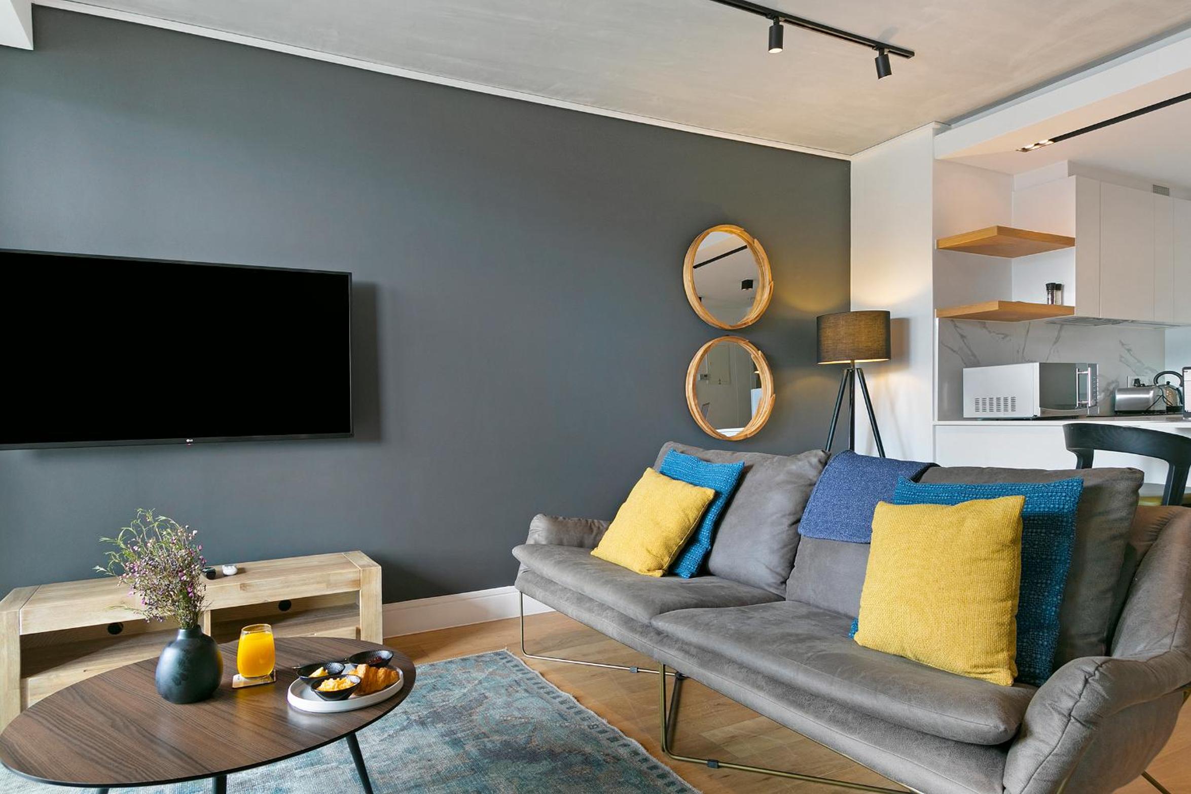 One Bedroom Apartment photo 2
