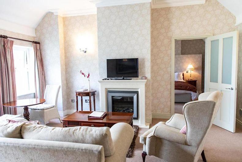 One-Bedroom Apartment - Photo 11