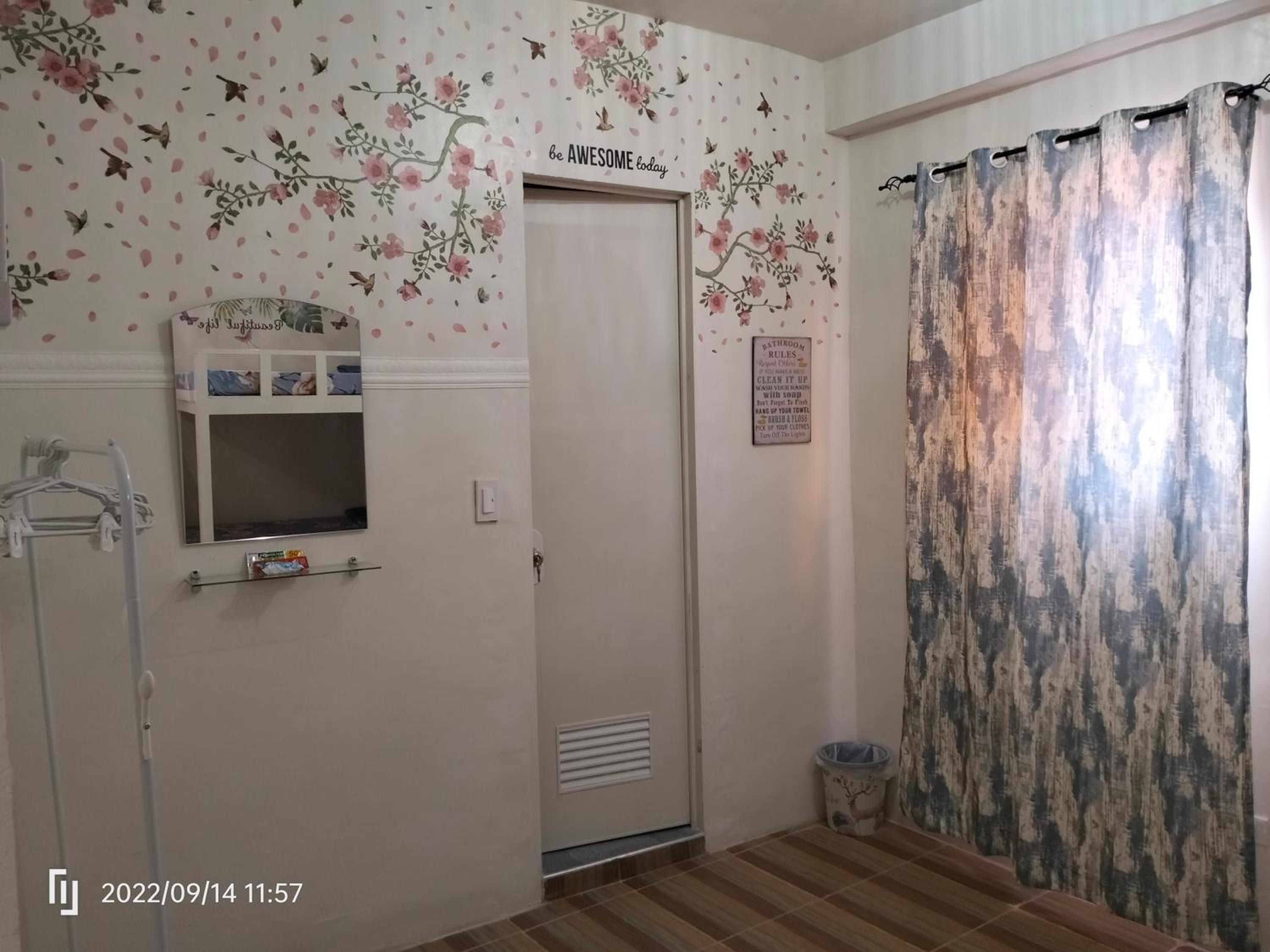 Apartment with Terrace photo 3