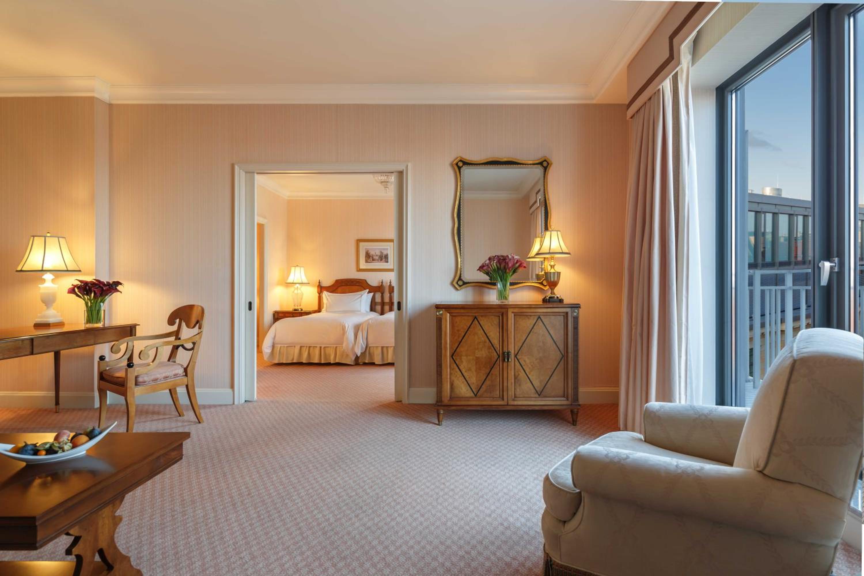 One-Bedroom Suite photo 2